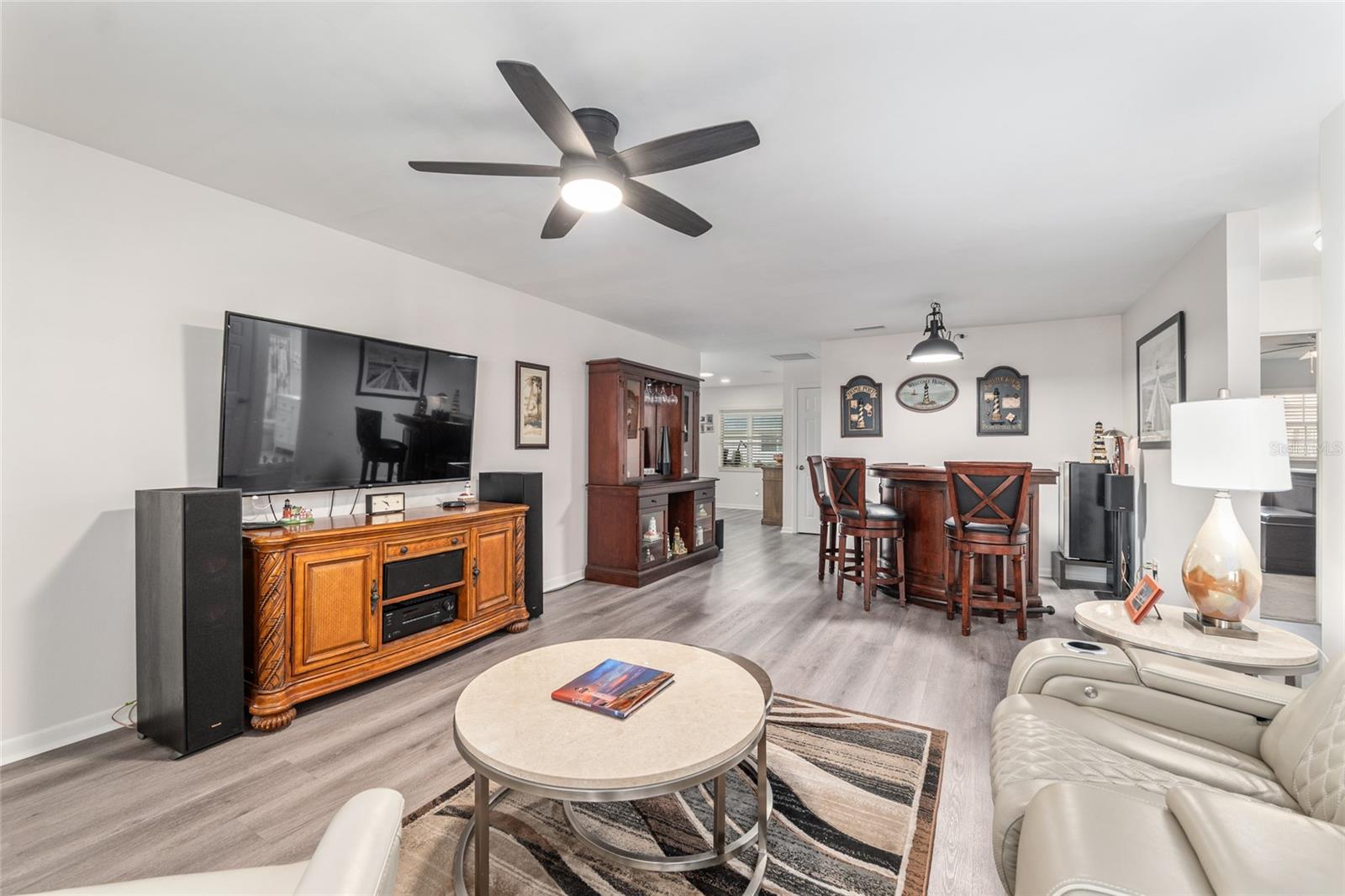 Image 7 of 40 For 8889 96th Street E