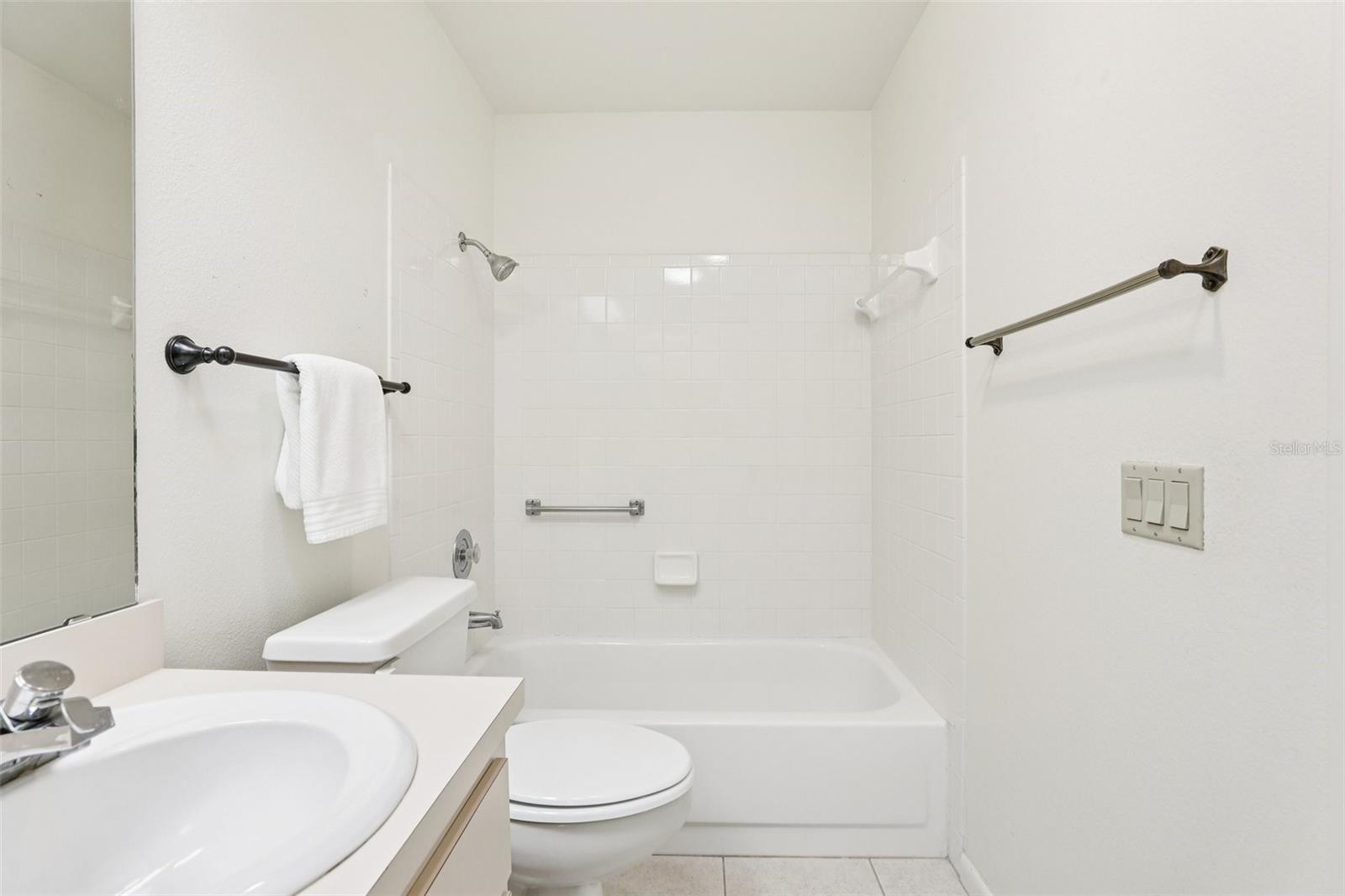 Image 27 of 65 For 2108 Greenlaw Court