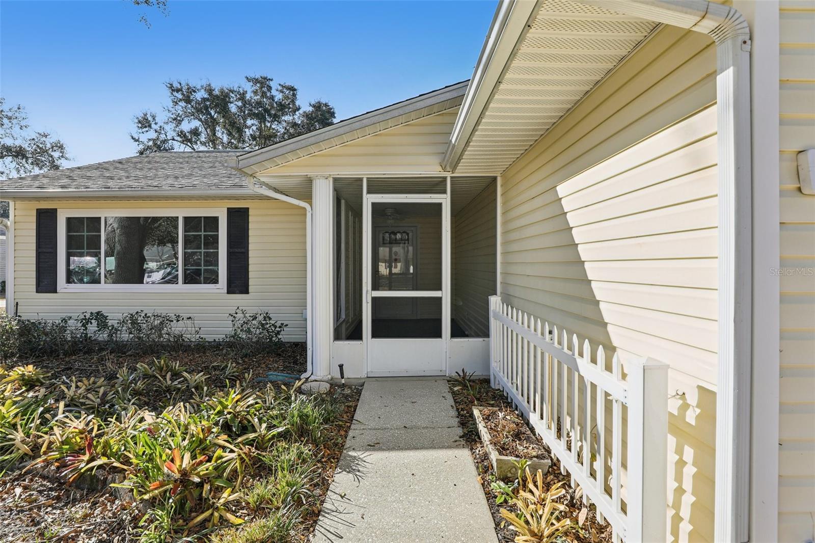 Image 4 of 65 For 2108 Greenlaw Court