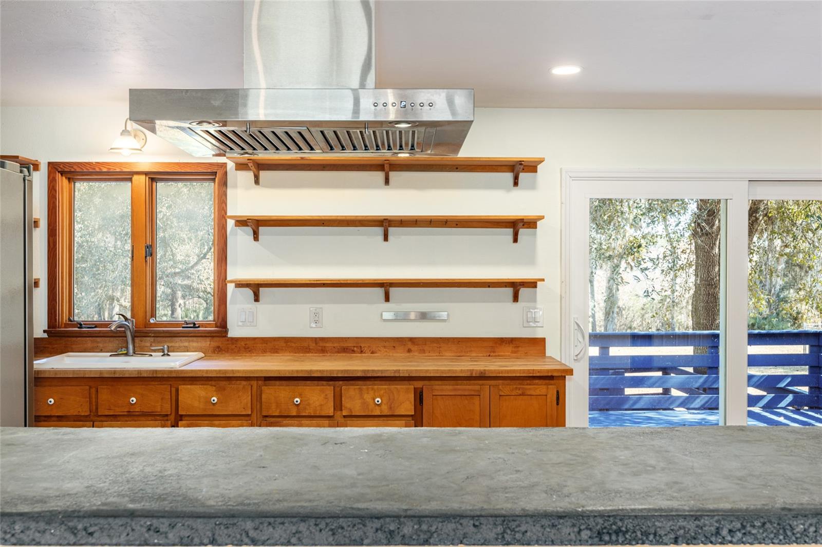 Image 13 of 34 For 22157 87th Avenue Road