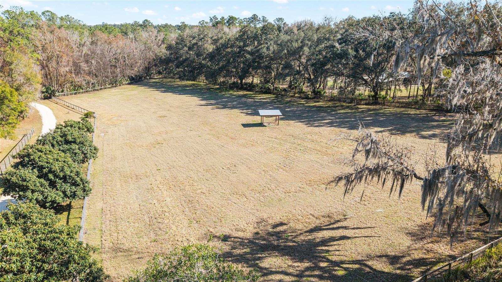 Image 28 of 34 For 22157 87th Avenue Road