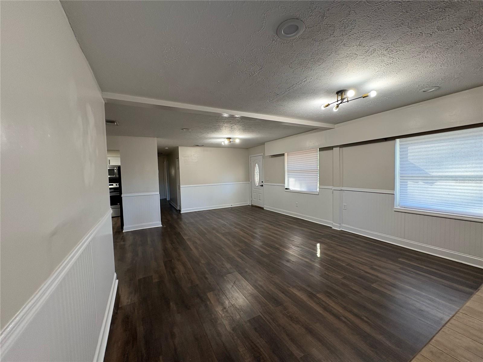 Image 16 of 67 For 895 80th Avenue