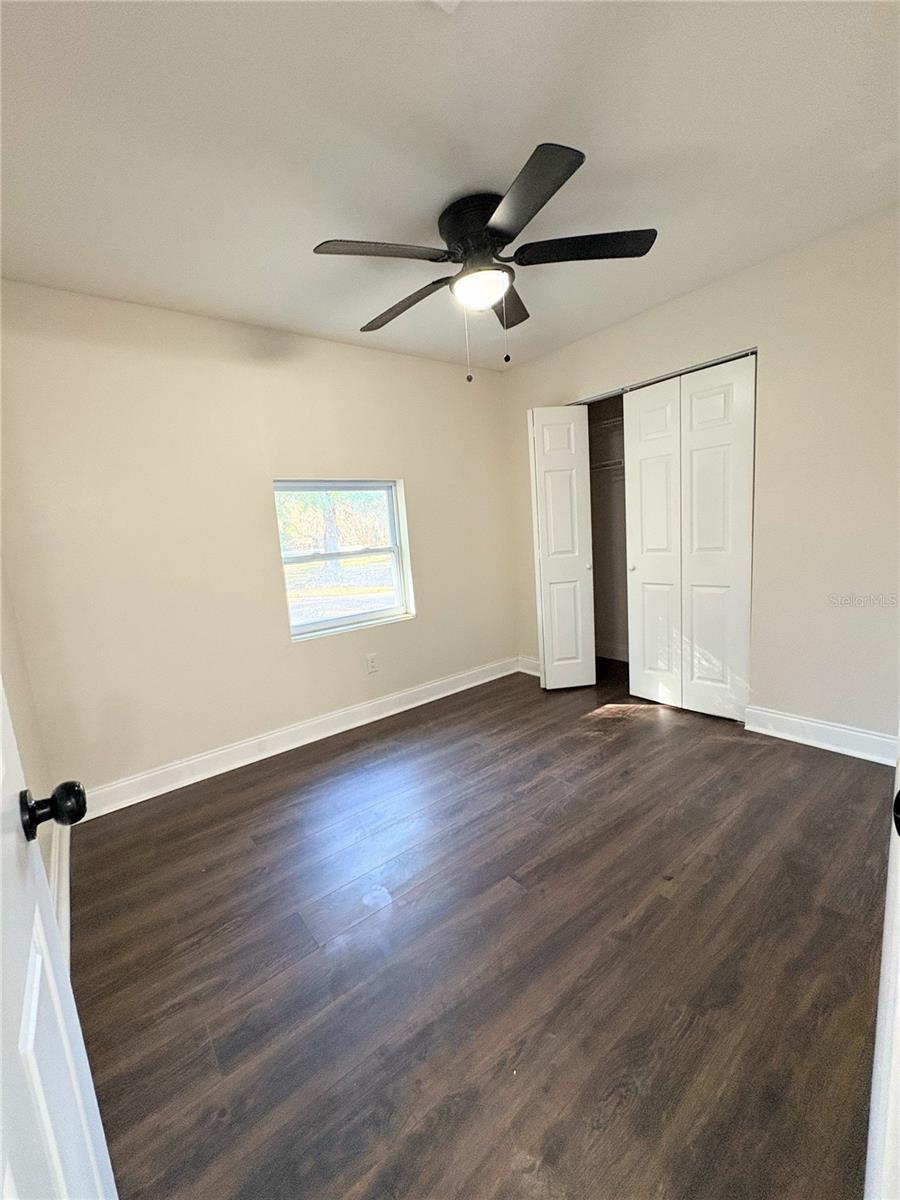 Image 21 of 67 For 895 80th Avenue