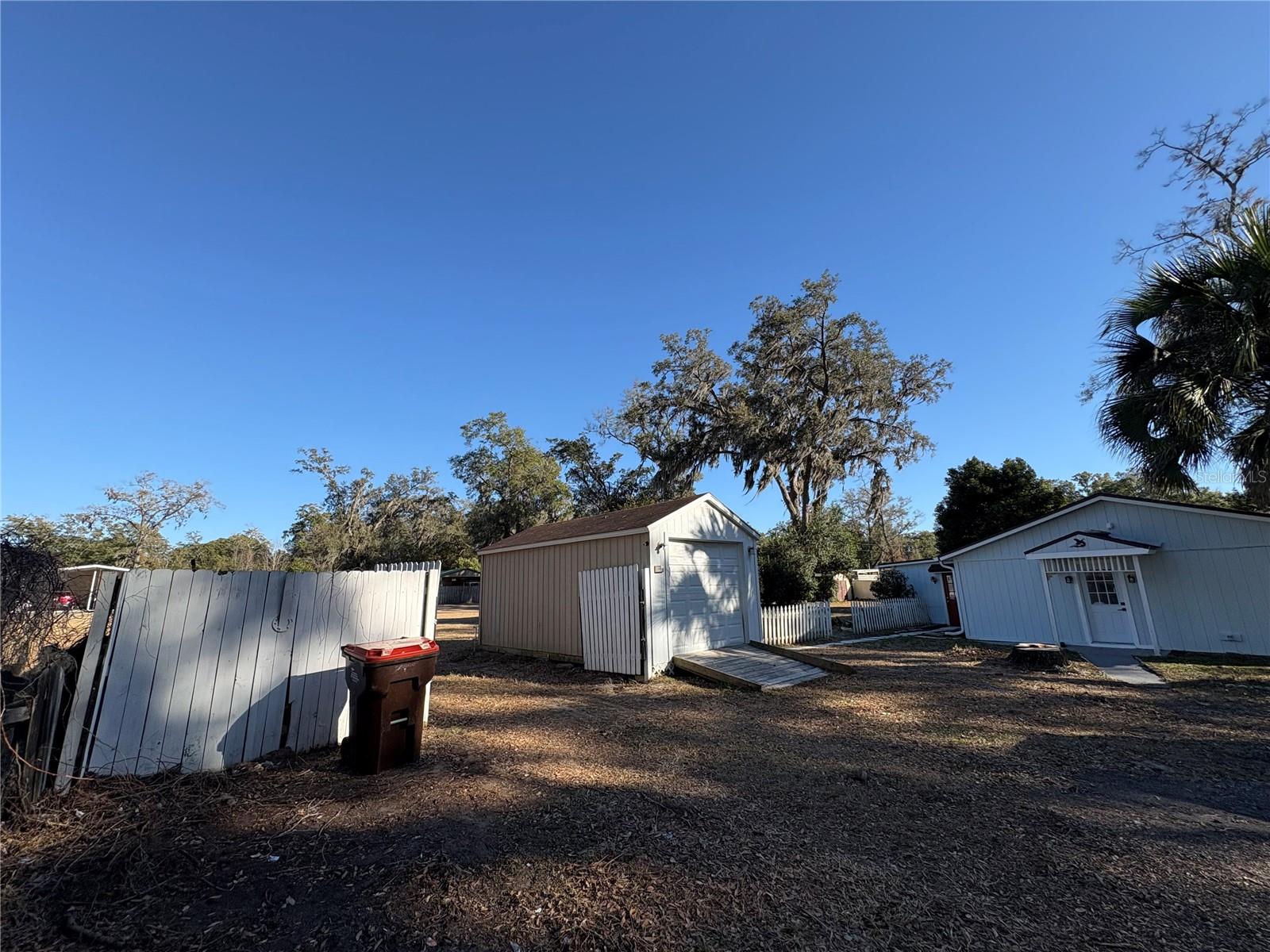 Image 9 of 67 For 895 80th Avenue