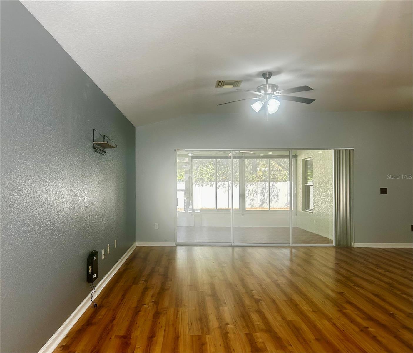 Image 11 of 41 For 5155 39th Street