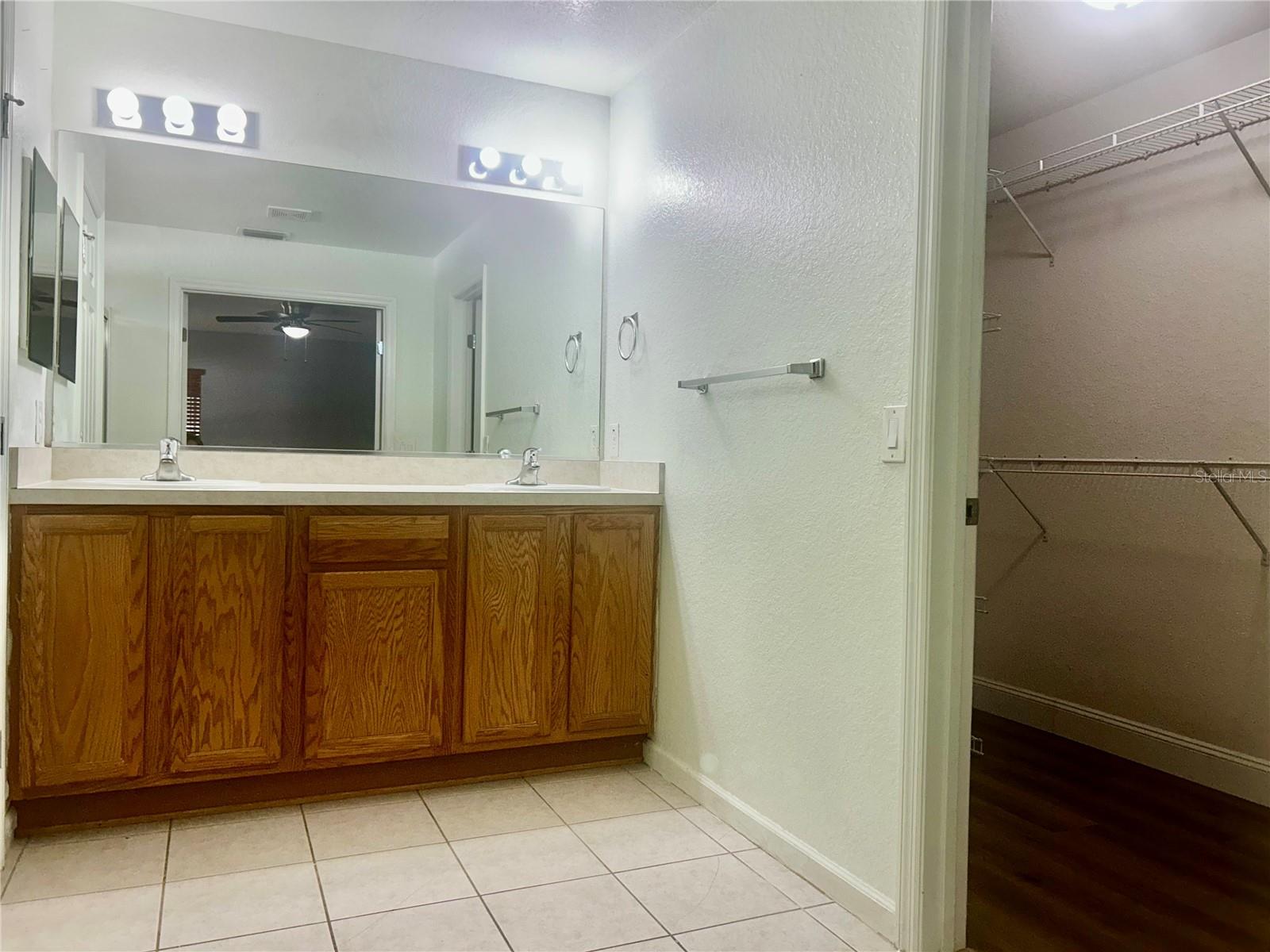 Image 27 of 41 For 5155 39th Street