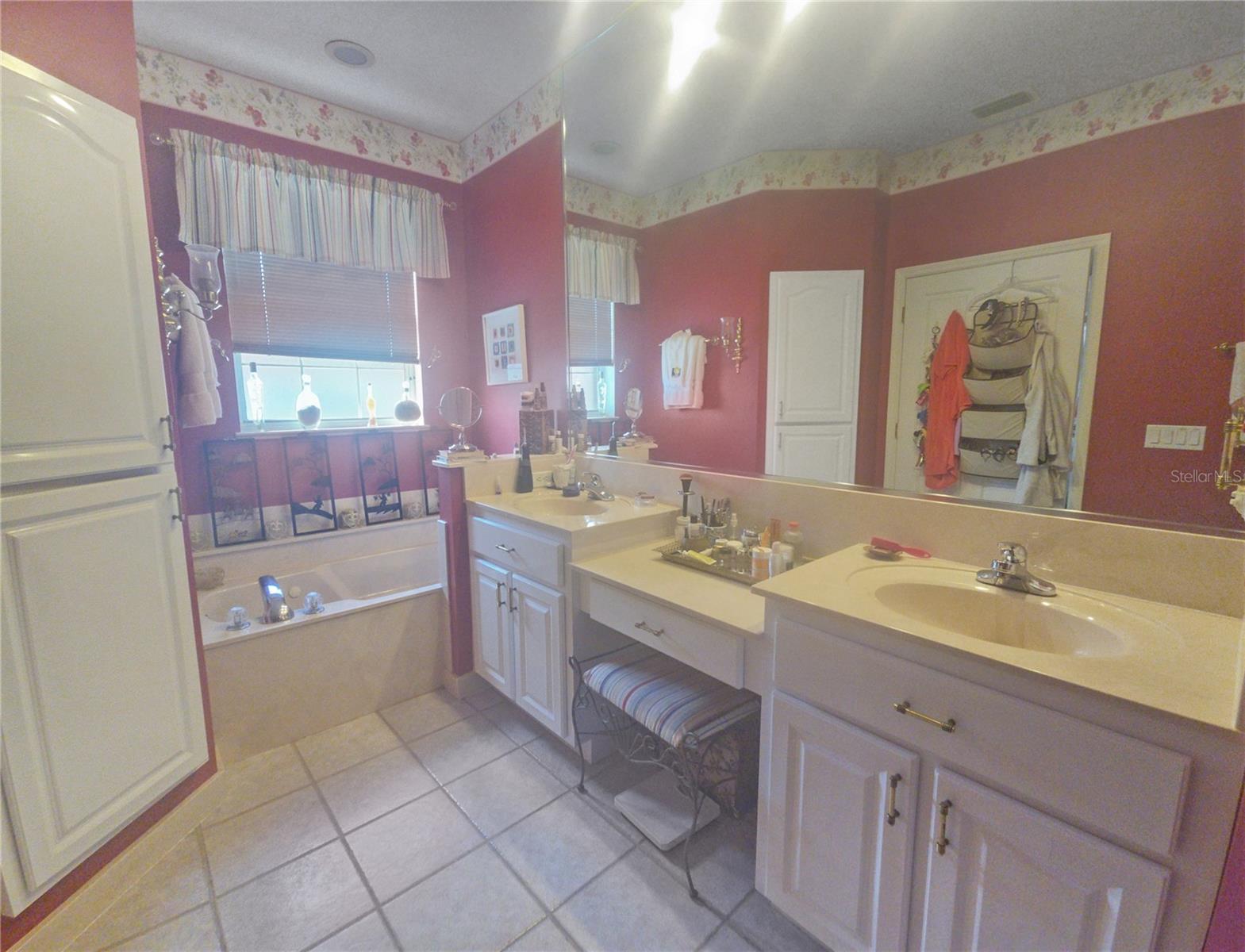 Image 18 of 50 For 77 Hickory Loop