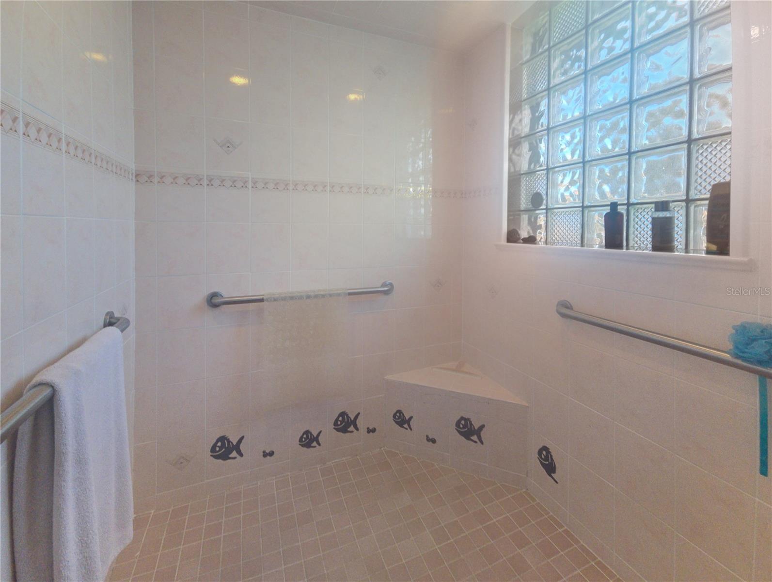 Image 25 of 50 For 77 Hickory Loop