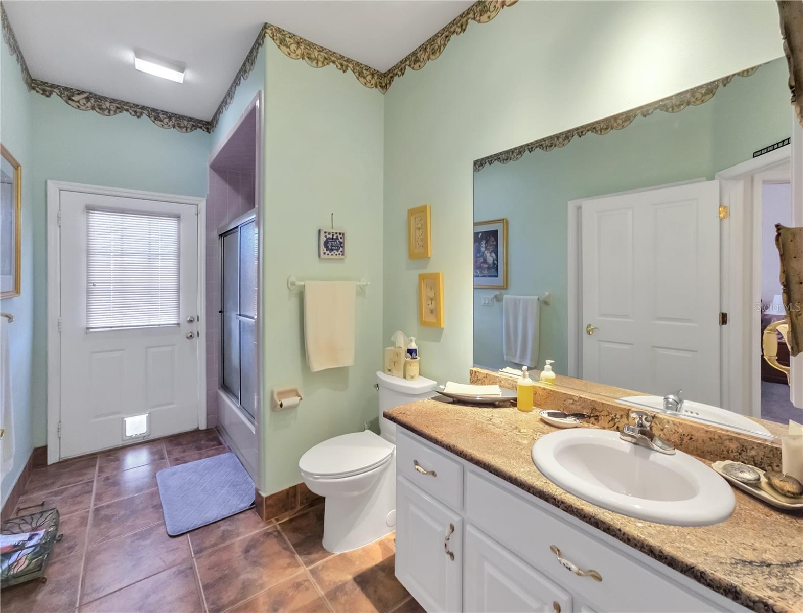 Image 30 of 50 For 77 Hickory Loop