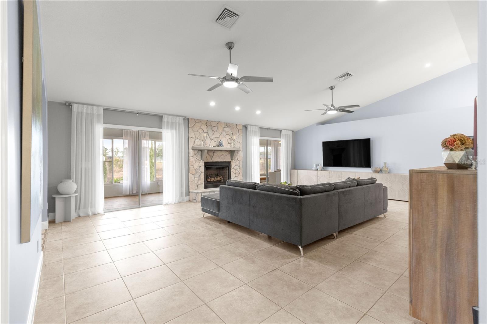 Image 15 of 76 For 9336 County Road 125d