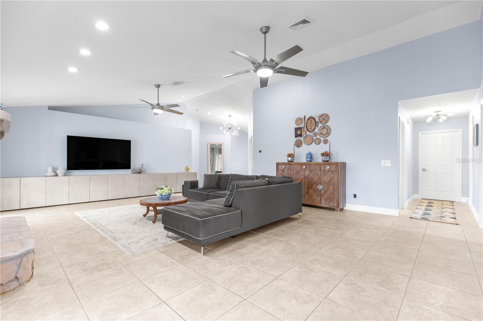 Image 16 of 76 For 9336 County Road 125d