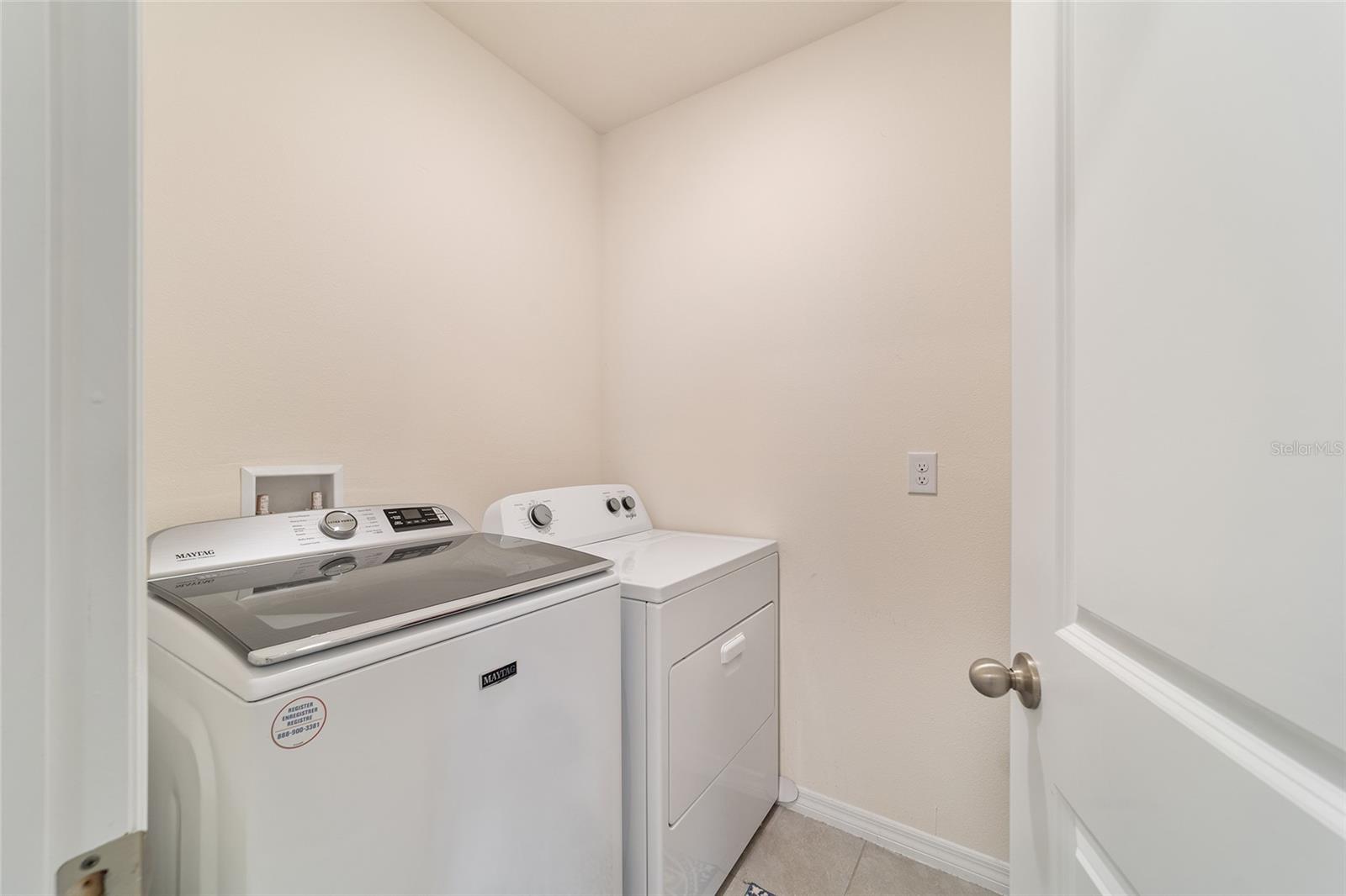 Image 45 of 57 For 227 Hickory Course