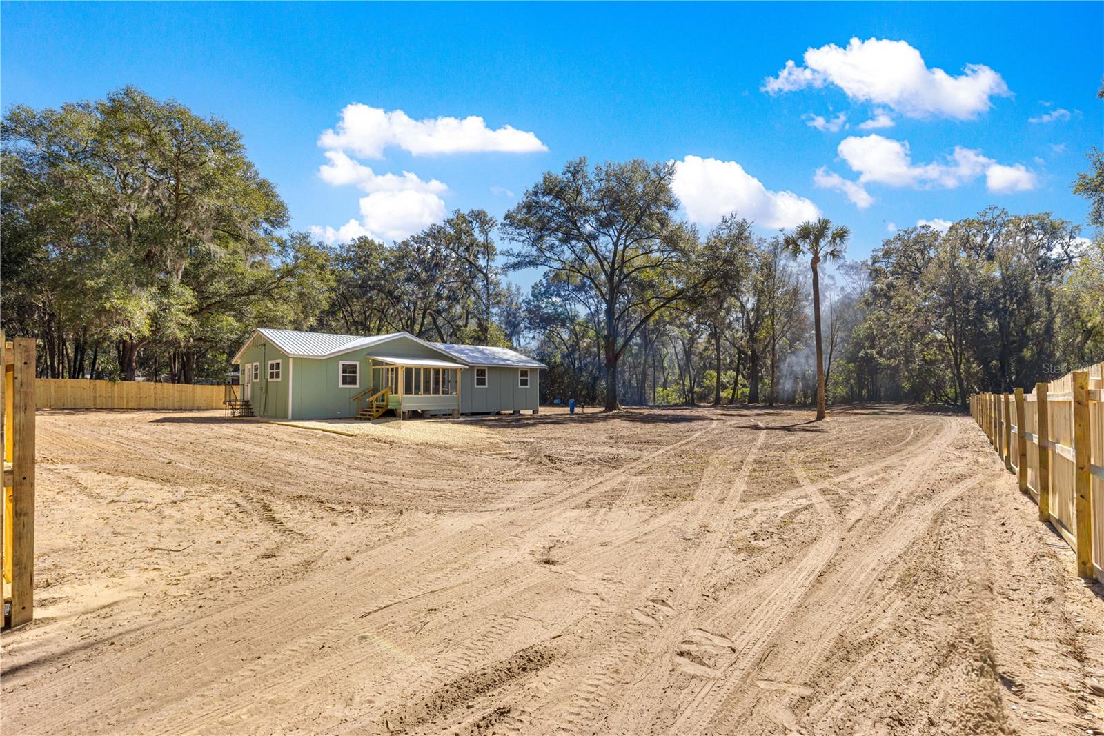 Image 10 of 47 For 17449 17th Court