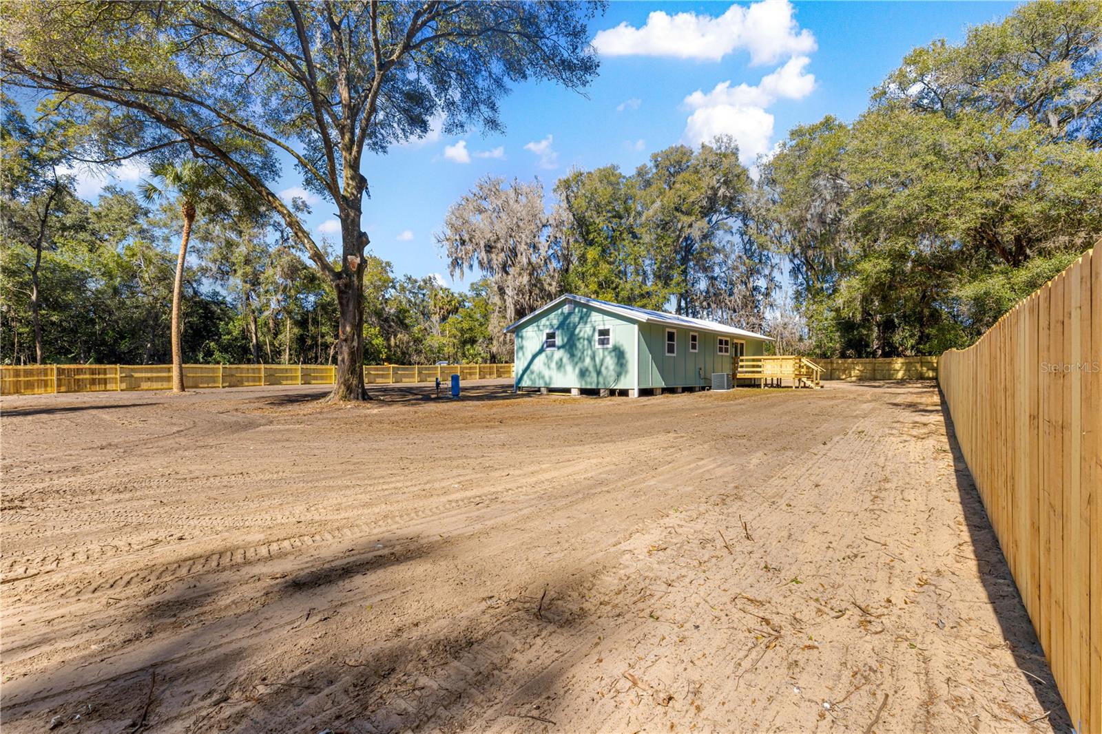 Image 11 of 47 For 17449 17th Court