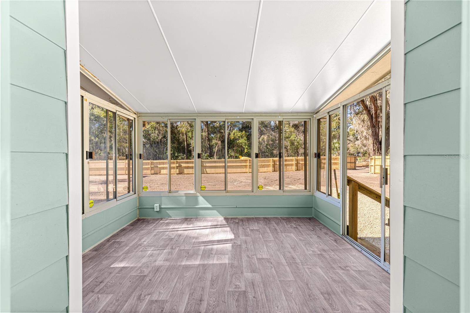 Image 14 of 47 For 17449 17th Court