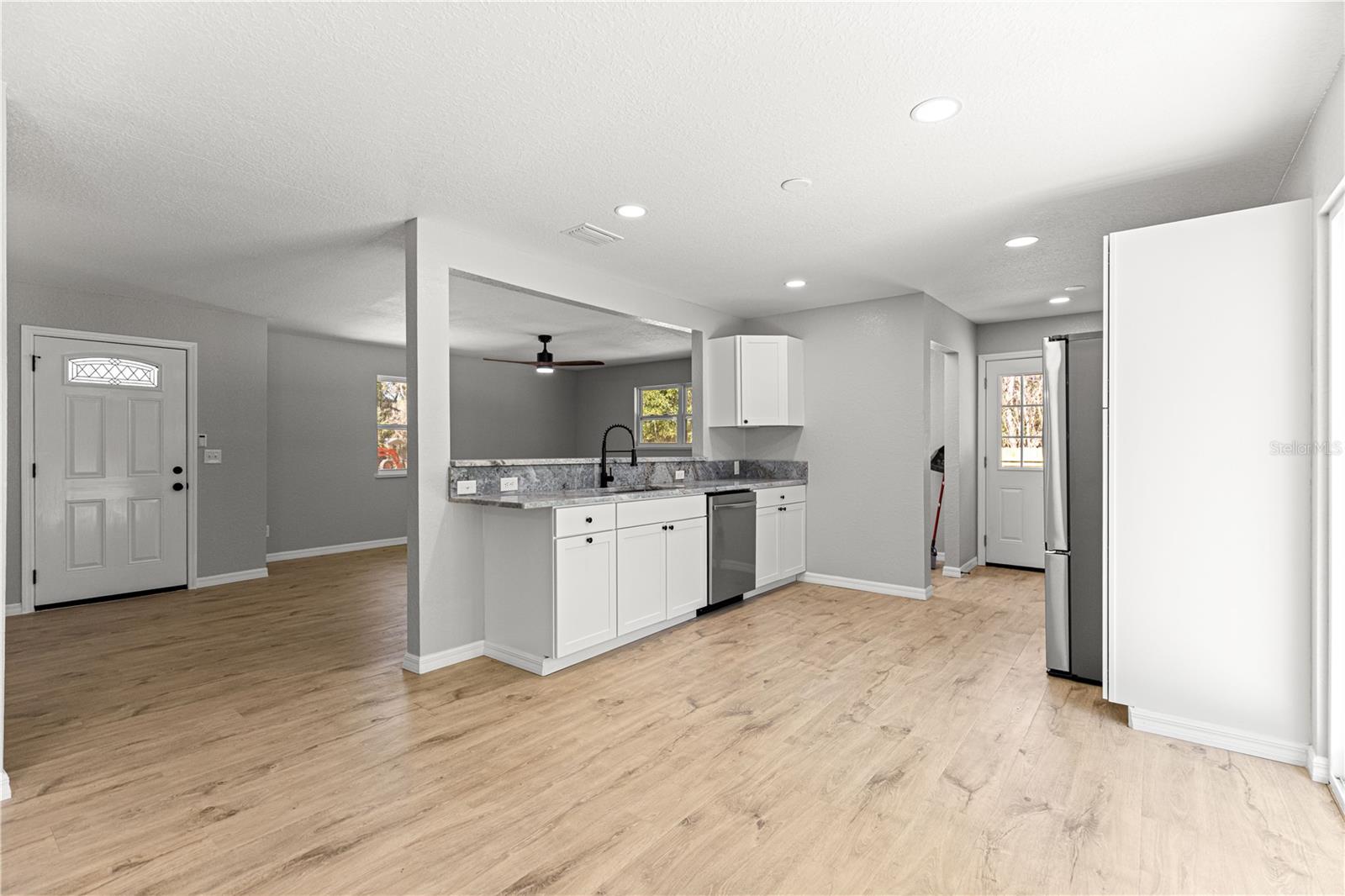 Image 21 of 47 For 17449 17th Court