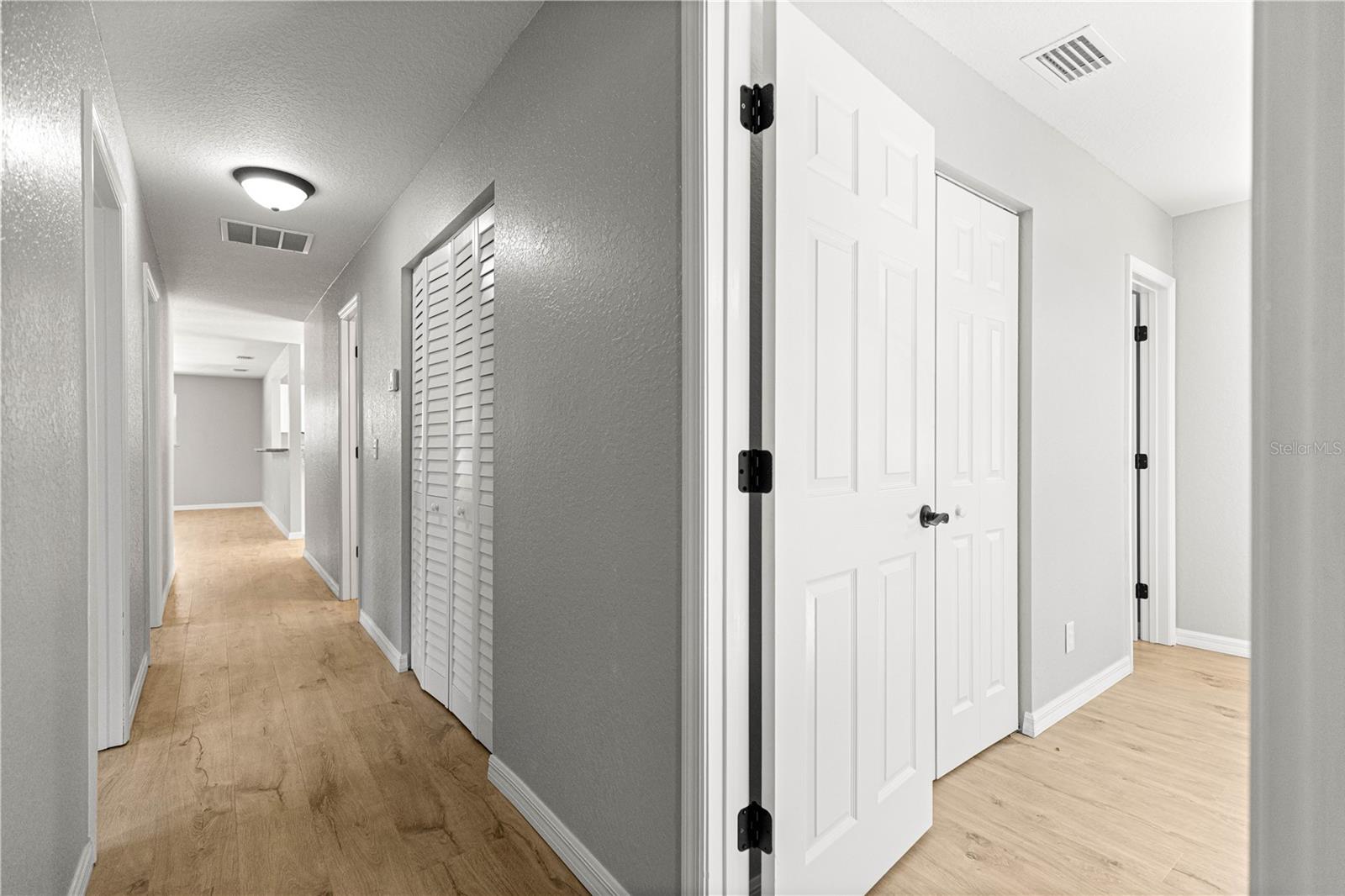 Image 28 of 47 For 17449 17th Court