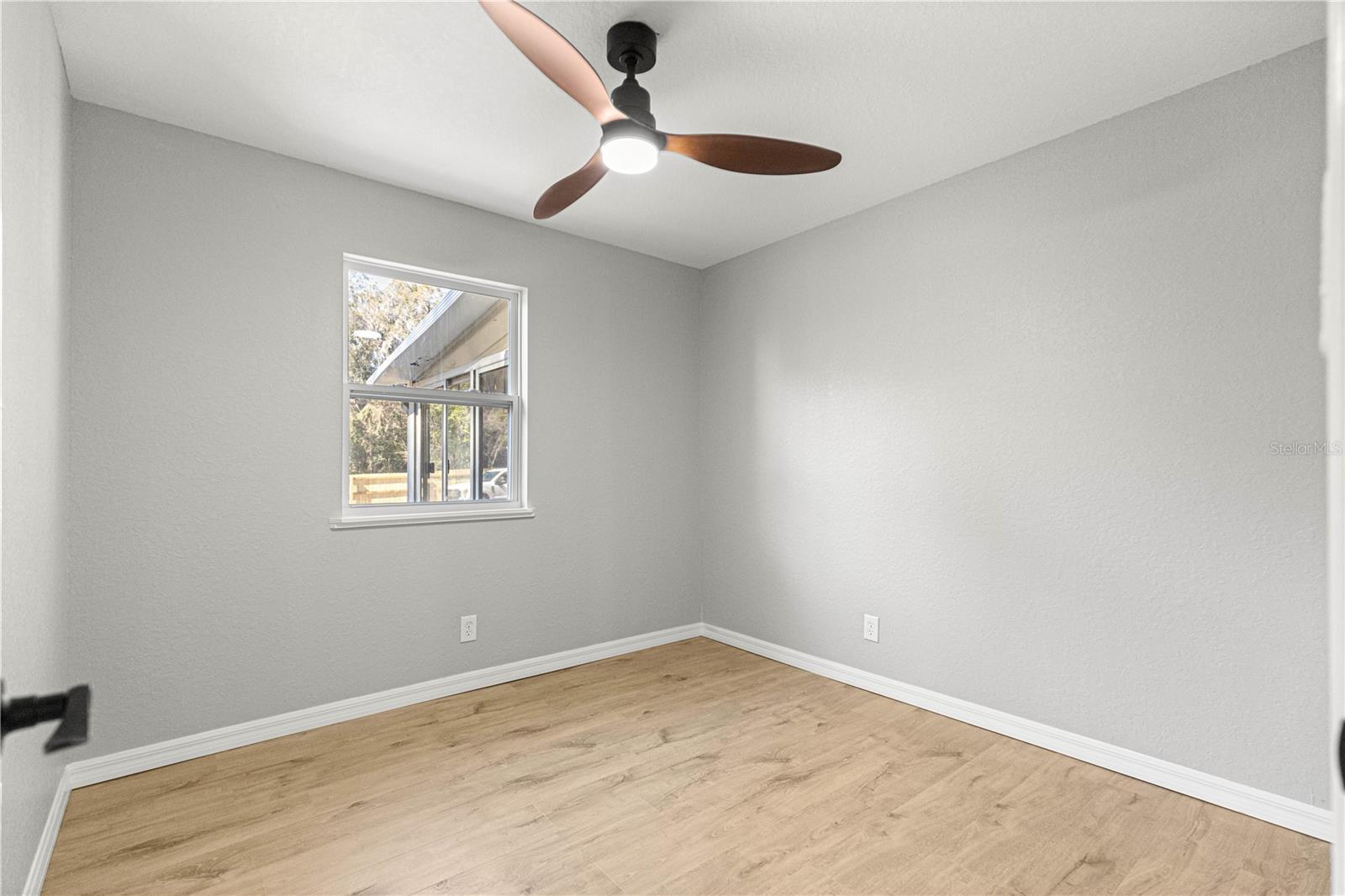 Image 33 of 47 For 17449 17th Court