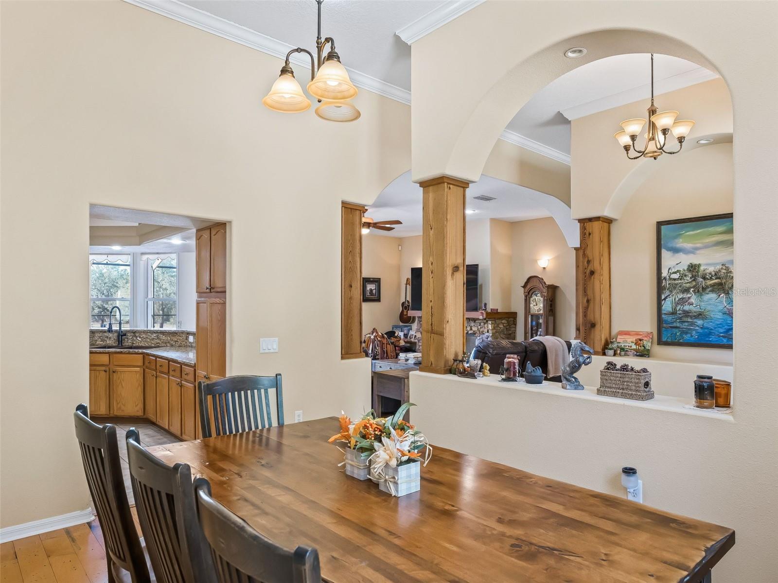 Listing photo id 17 for 11670 6th Street