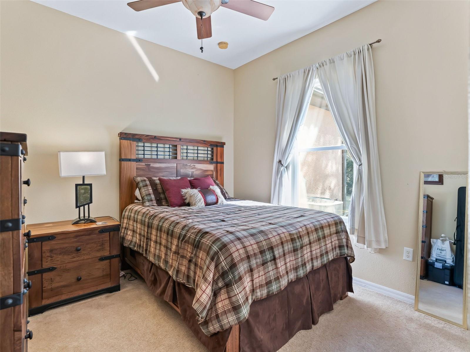 Listing photo id 25 for 11670 6th Street