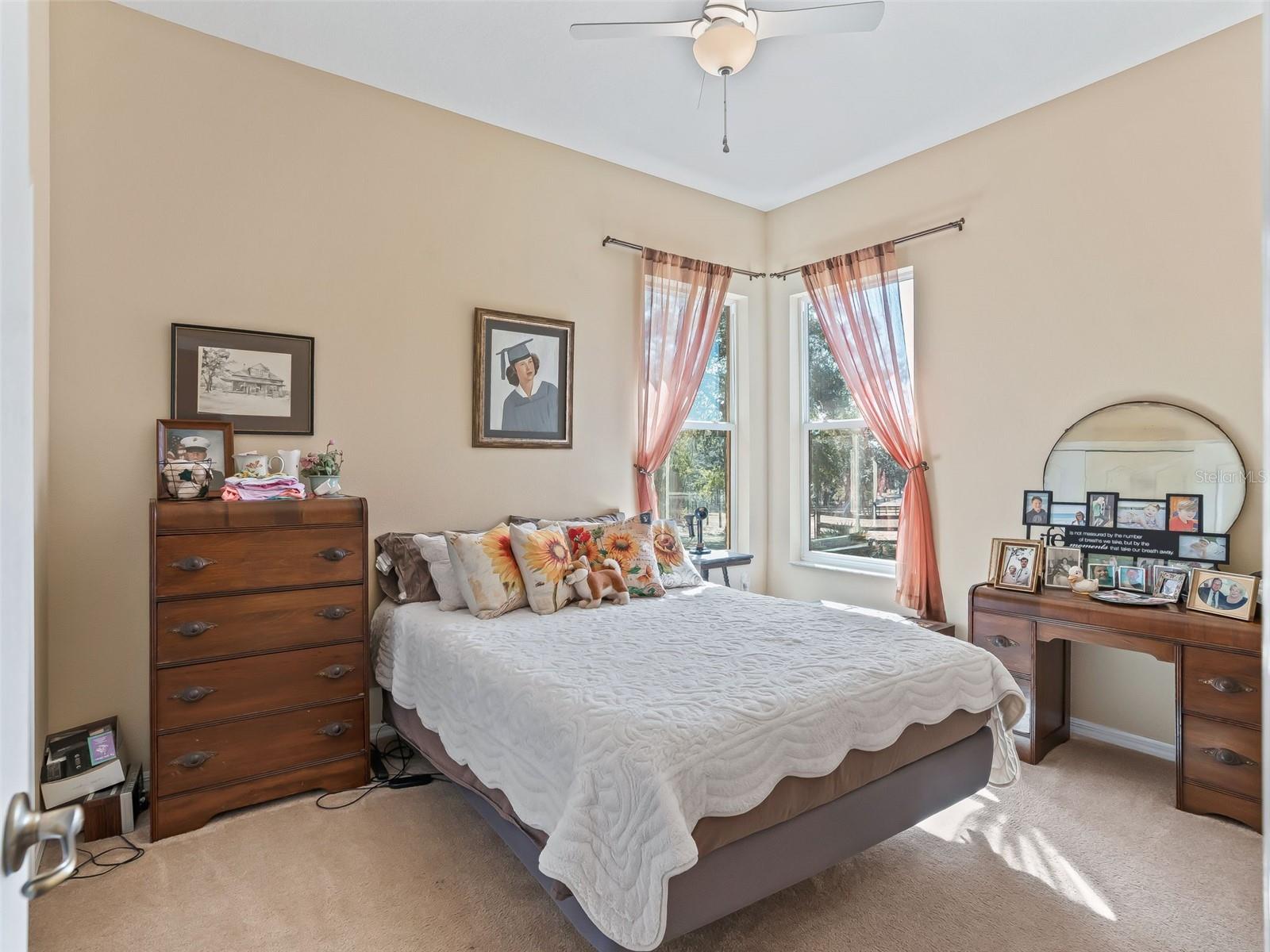 Listing photo id 27 for 11670 6th Street