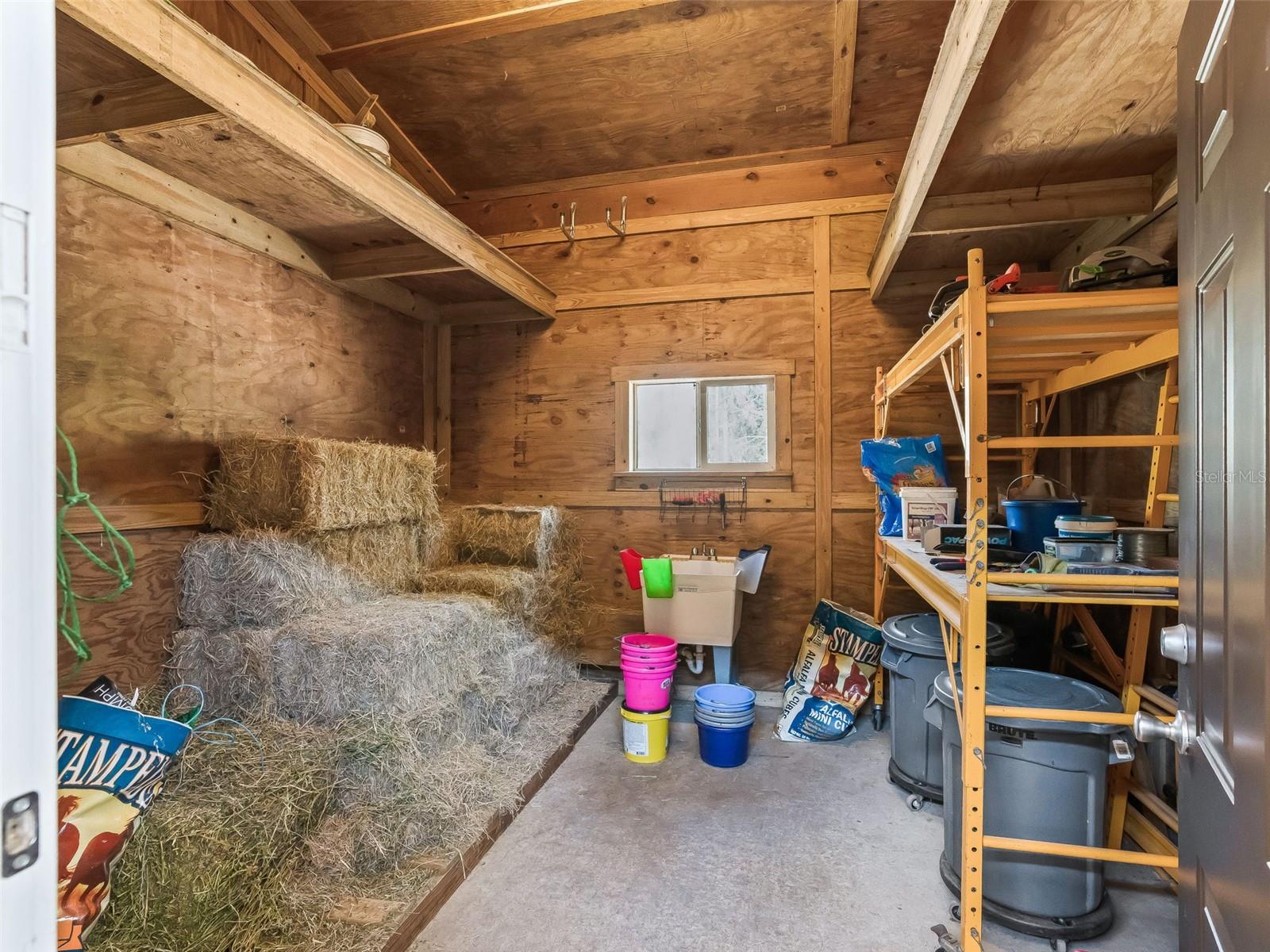 Listing photo id 47 for 11670 6th Street