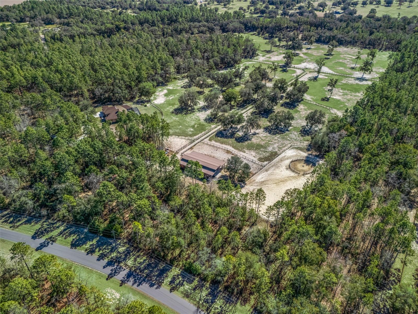 Listing photo id 57 for 11670 6th Street