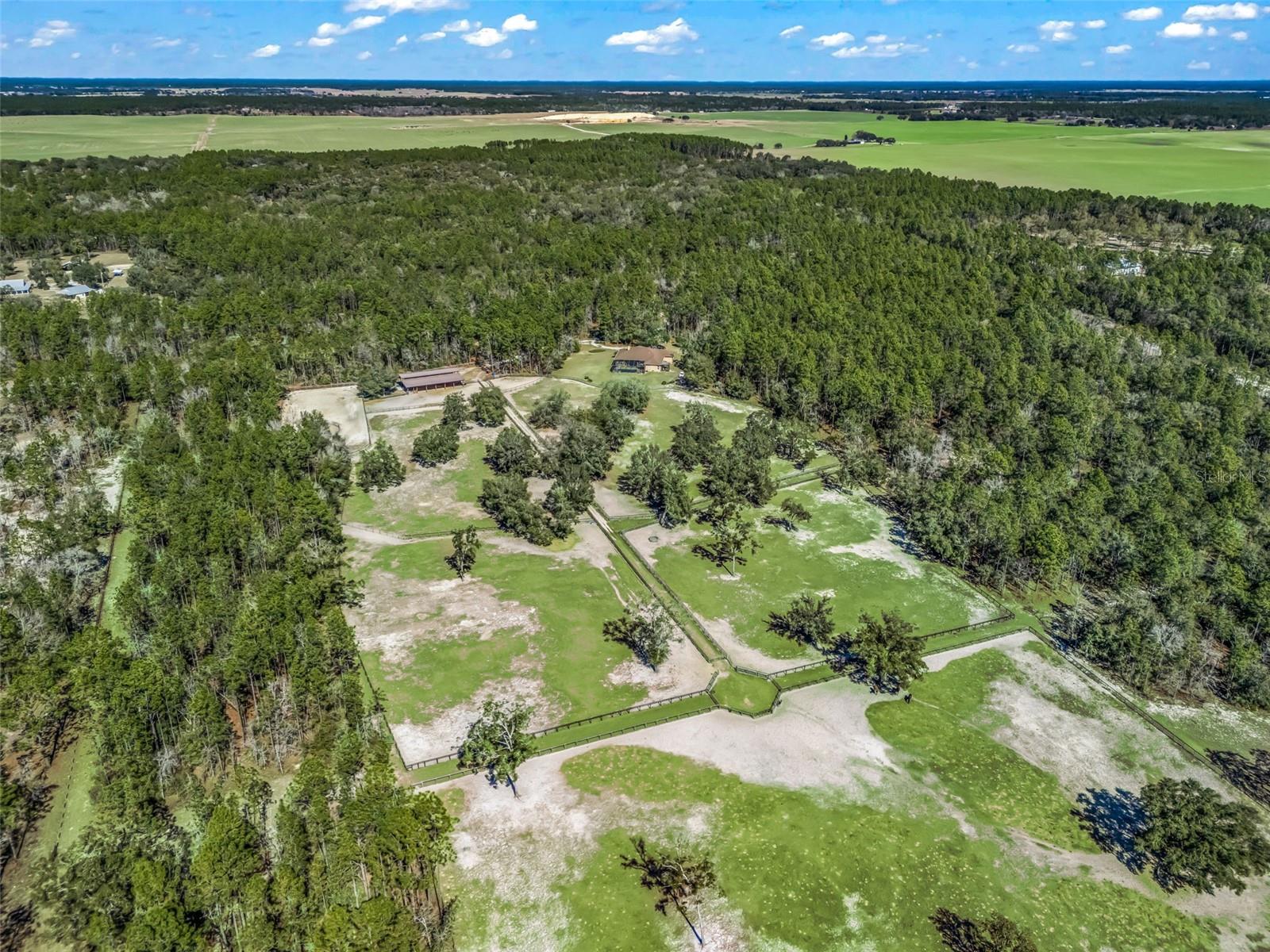 Listing photo id 62 for 11670 6th Street