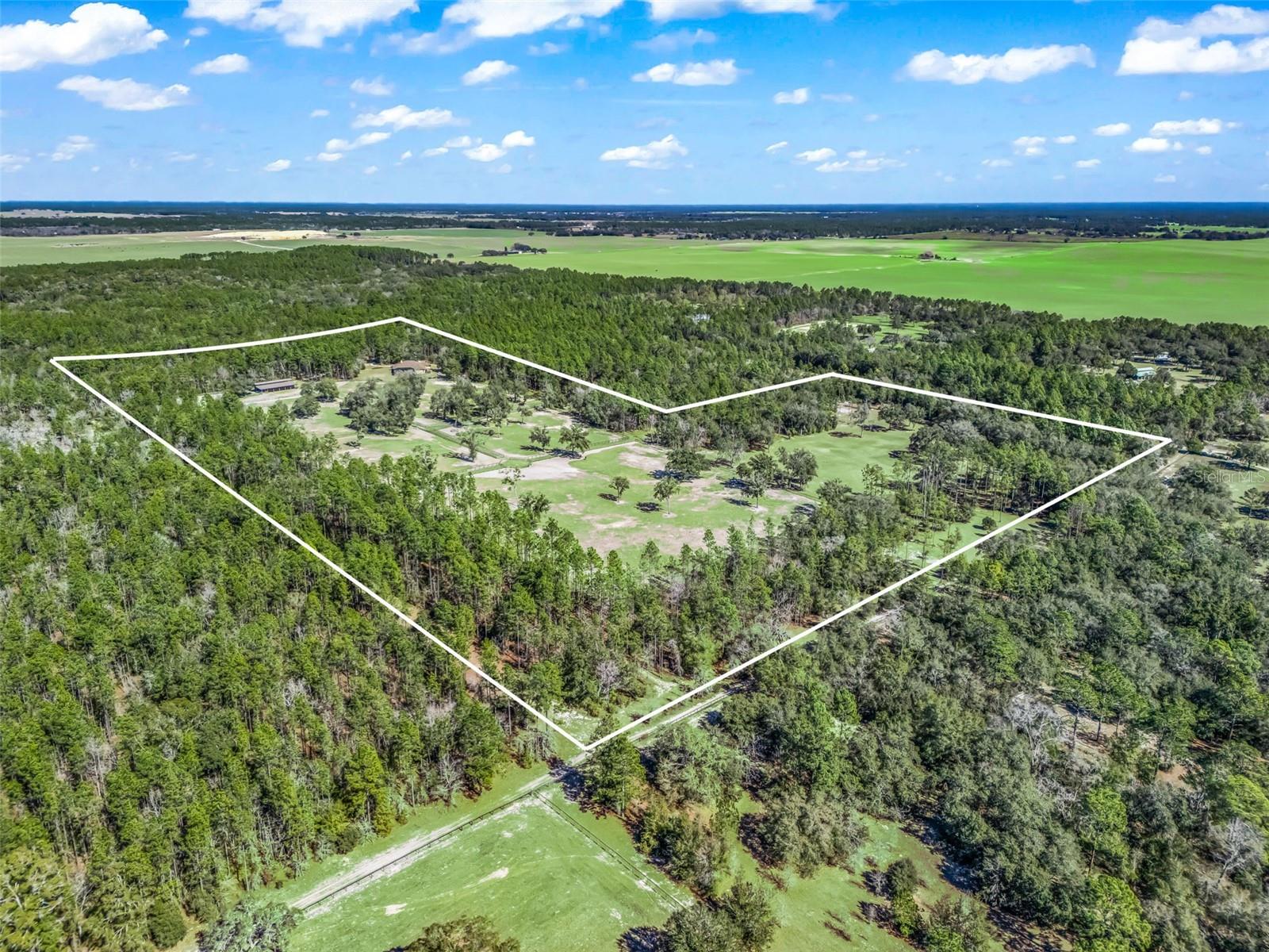 Listing photo id 67 for 11670 6th Street