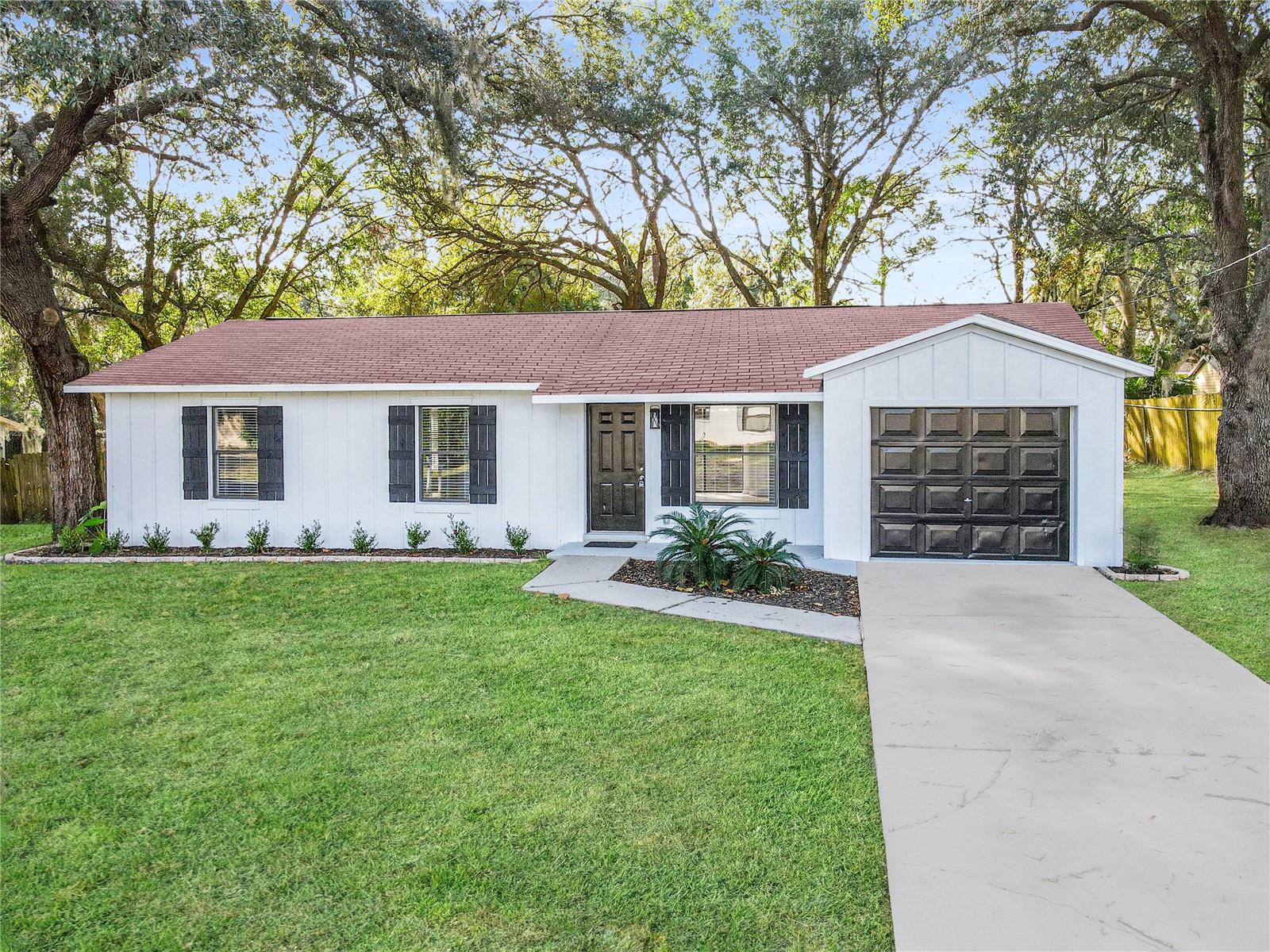 Details for 11520 129th Place, OCKLAWAHA, FL 32179