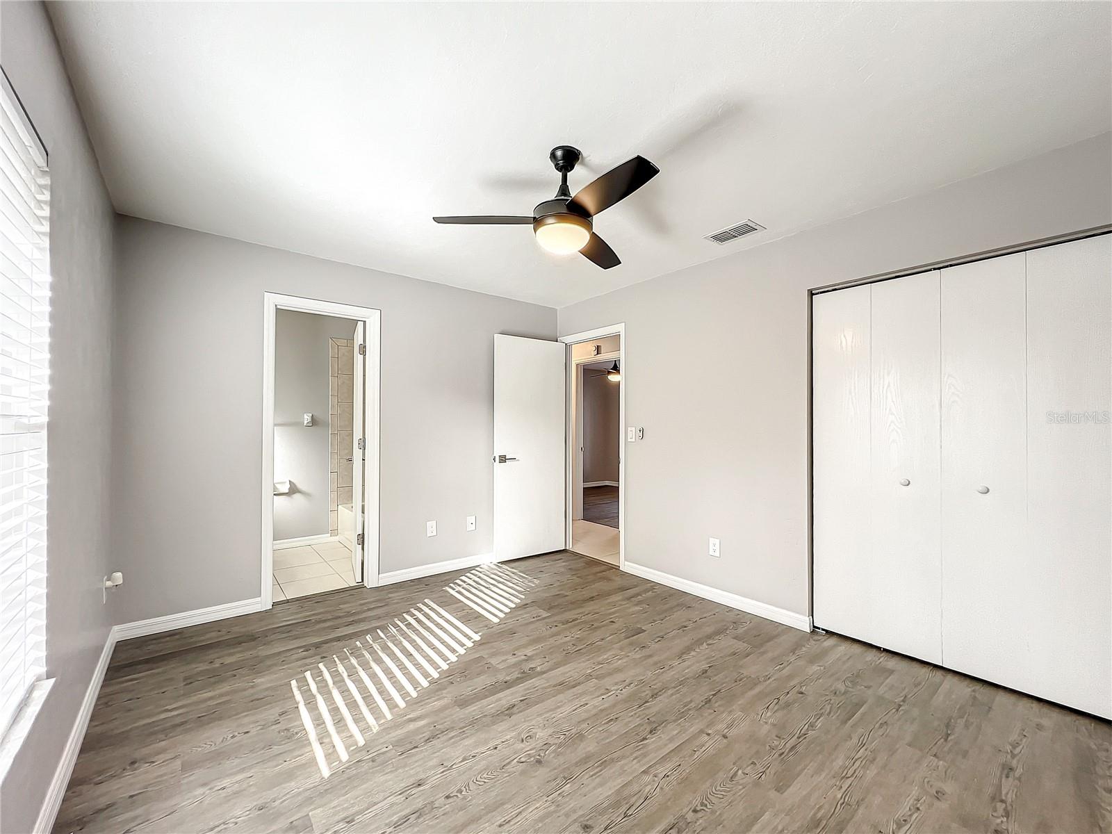 Image 24 of 40 For 11520 129th Place