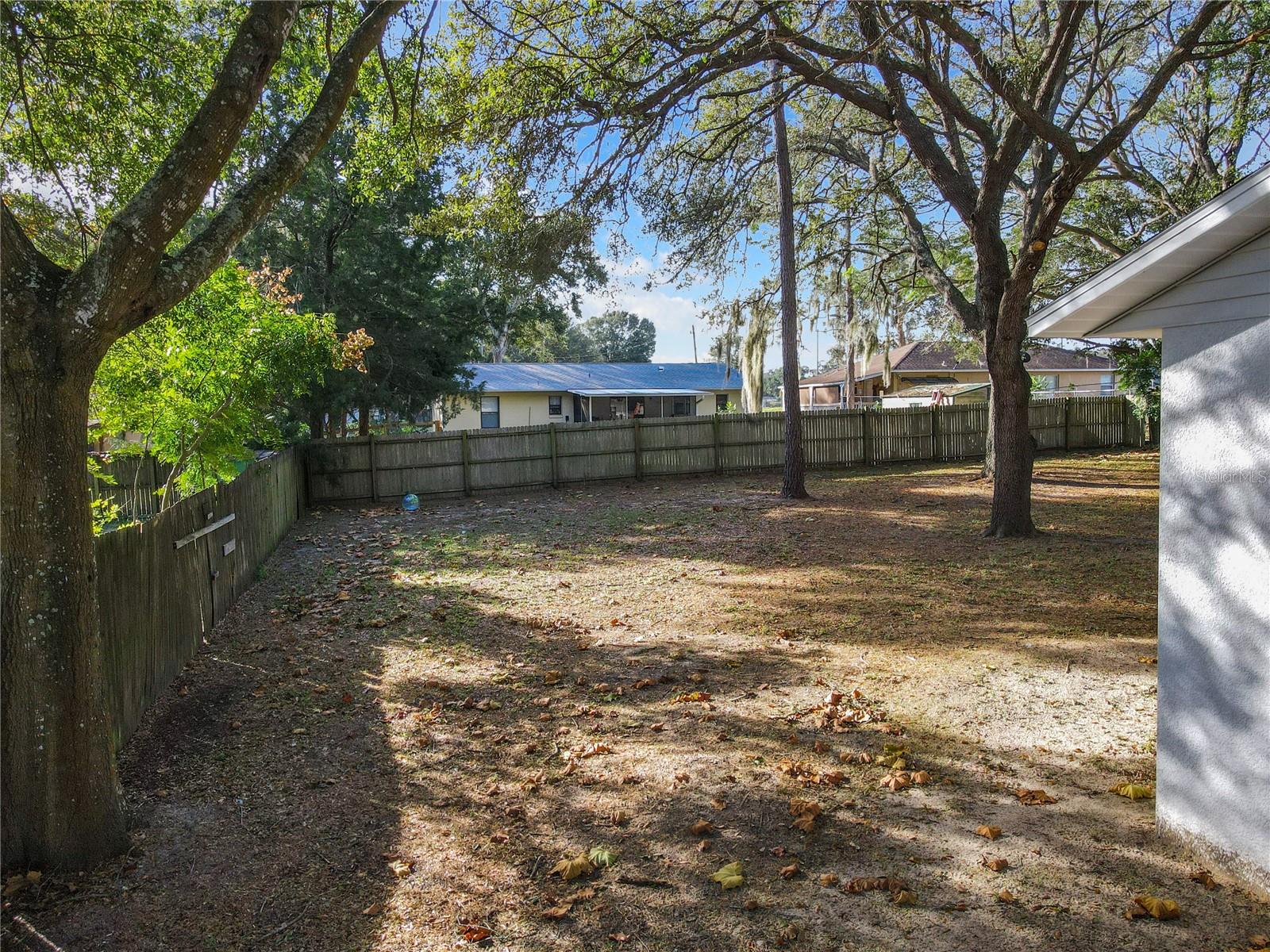 Image 33 of 40 For 11520 129th Place