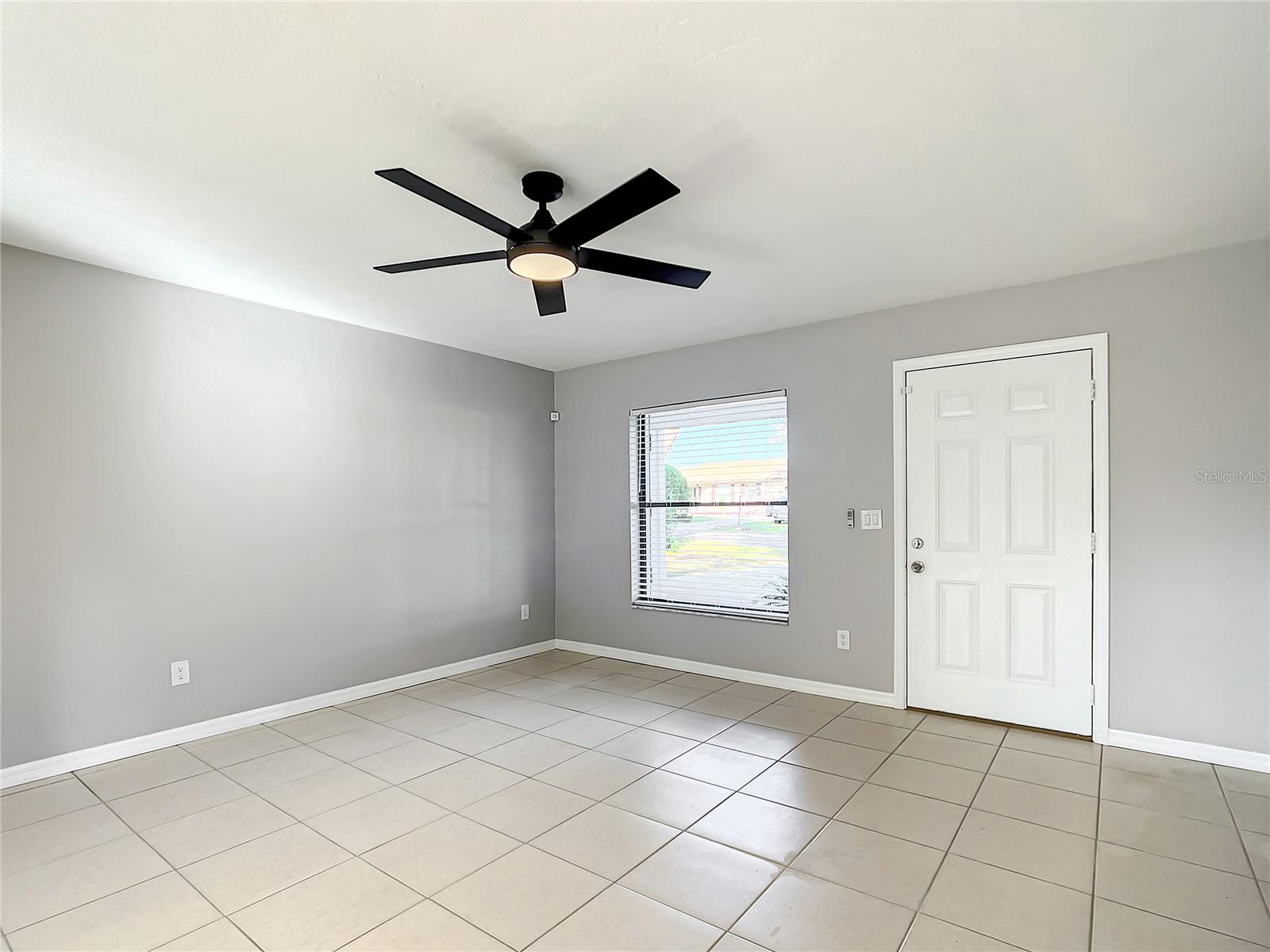 Image 4 of 40 For 11520 129th Place