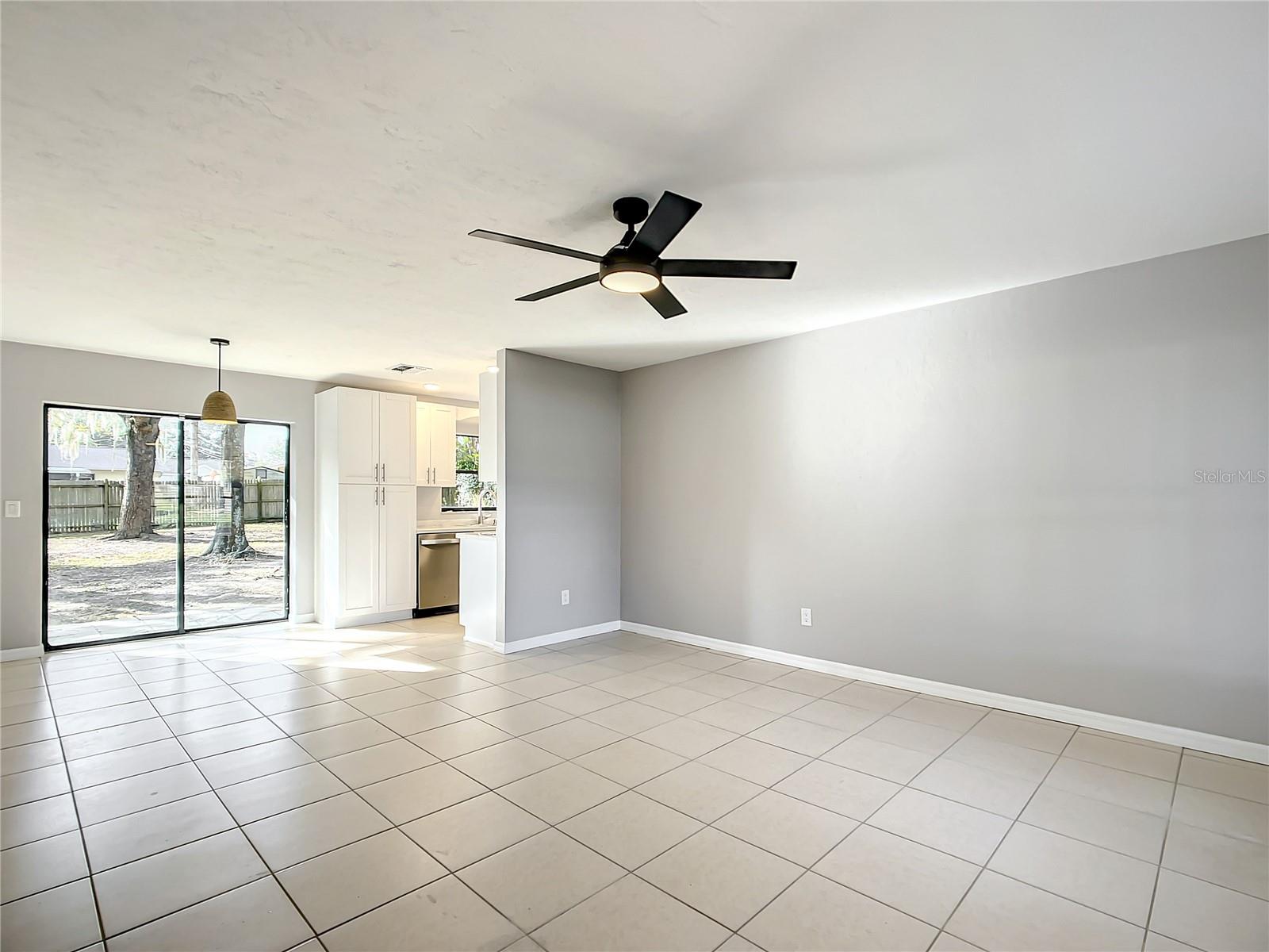 Image 6 of 40 For 11520 129th Place