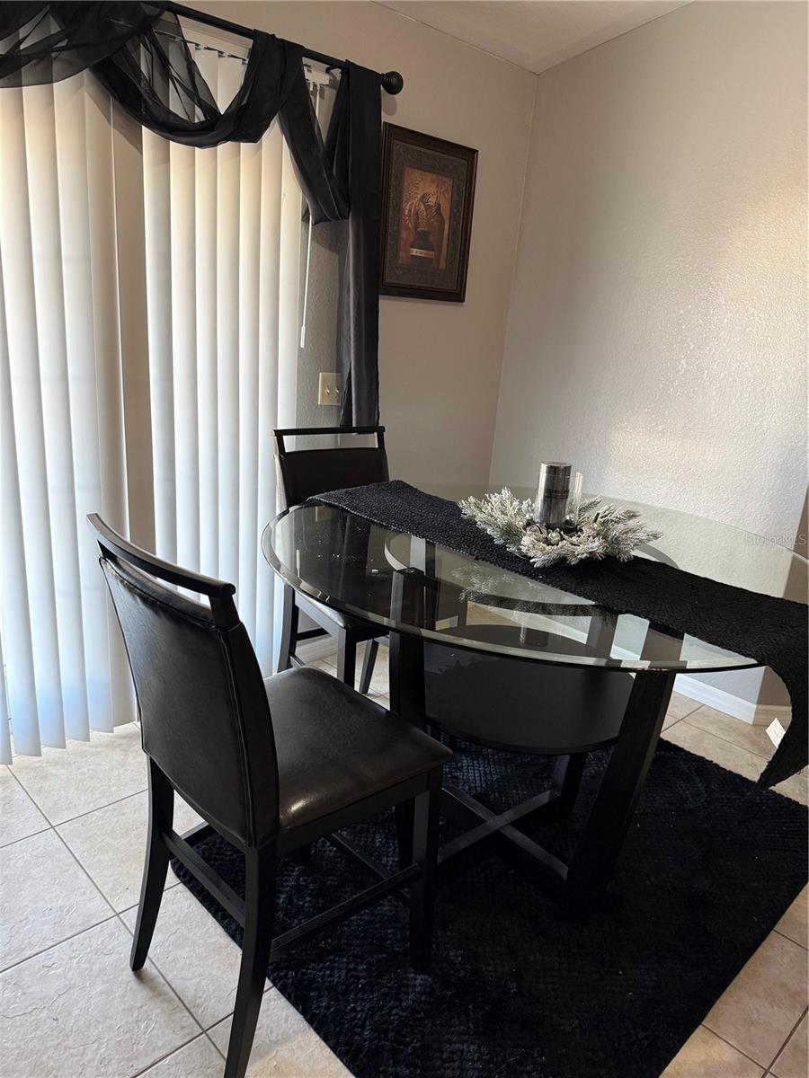 Image 5 of 20 For 61 Walnut Drive