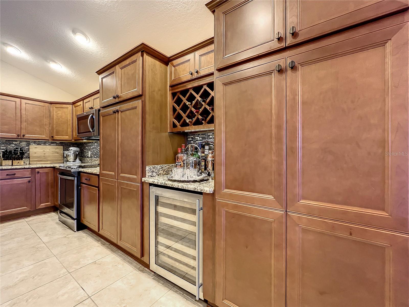 Image 33 of 91 For 4239 Deskin Lane