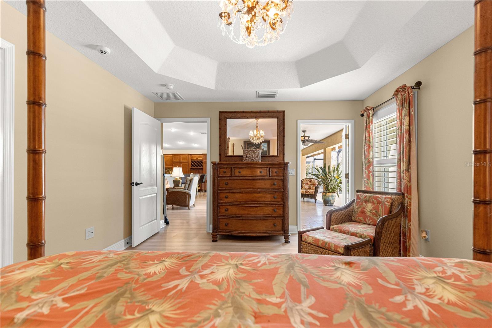 Image 49 of 91 For 4239 Deskin Lane