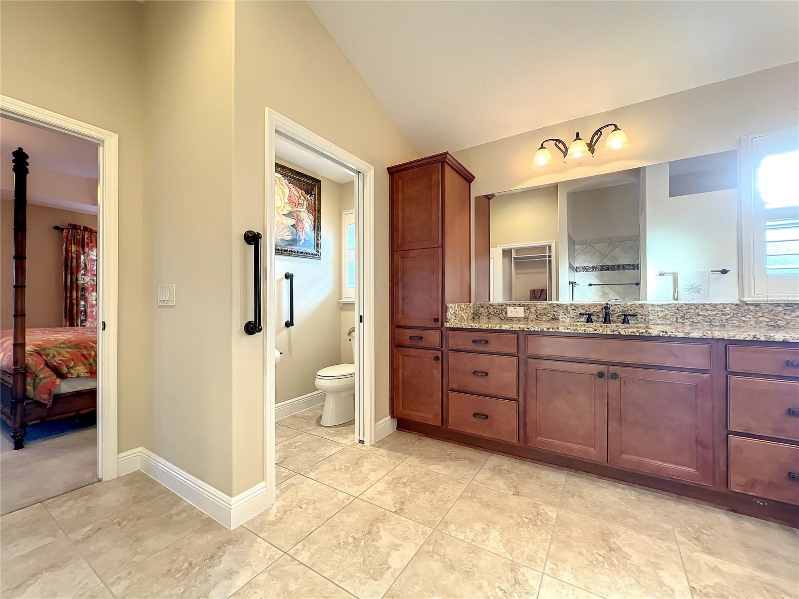 Image 53 of 91 For 4239 Deskin Lane