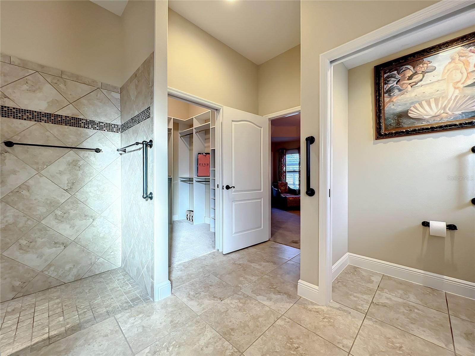 Image 57 of 91 For 4239 Deskin Lane