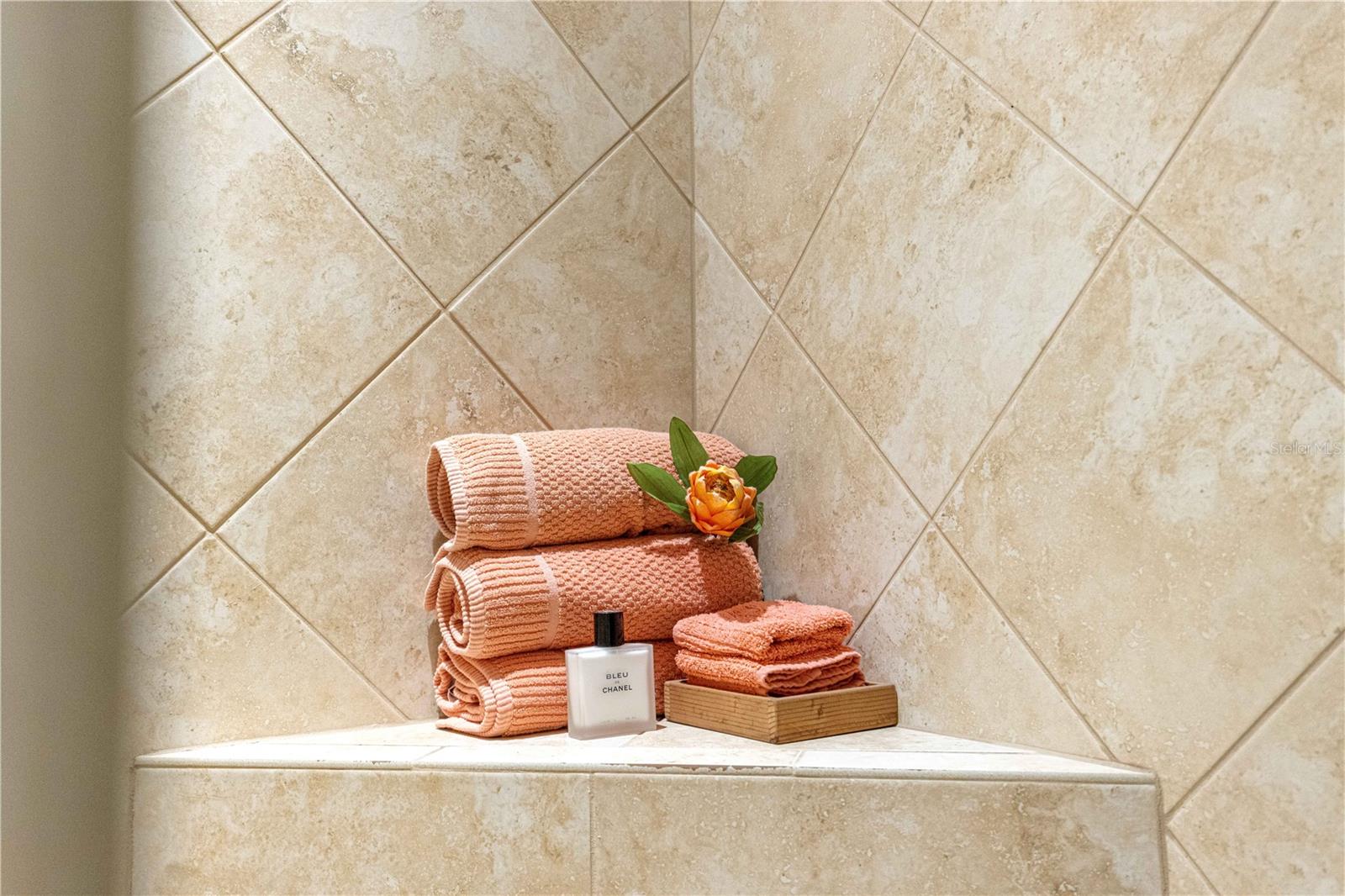 Image 58 of 91 For 4239 Deskin Lane