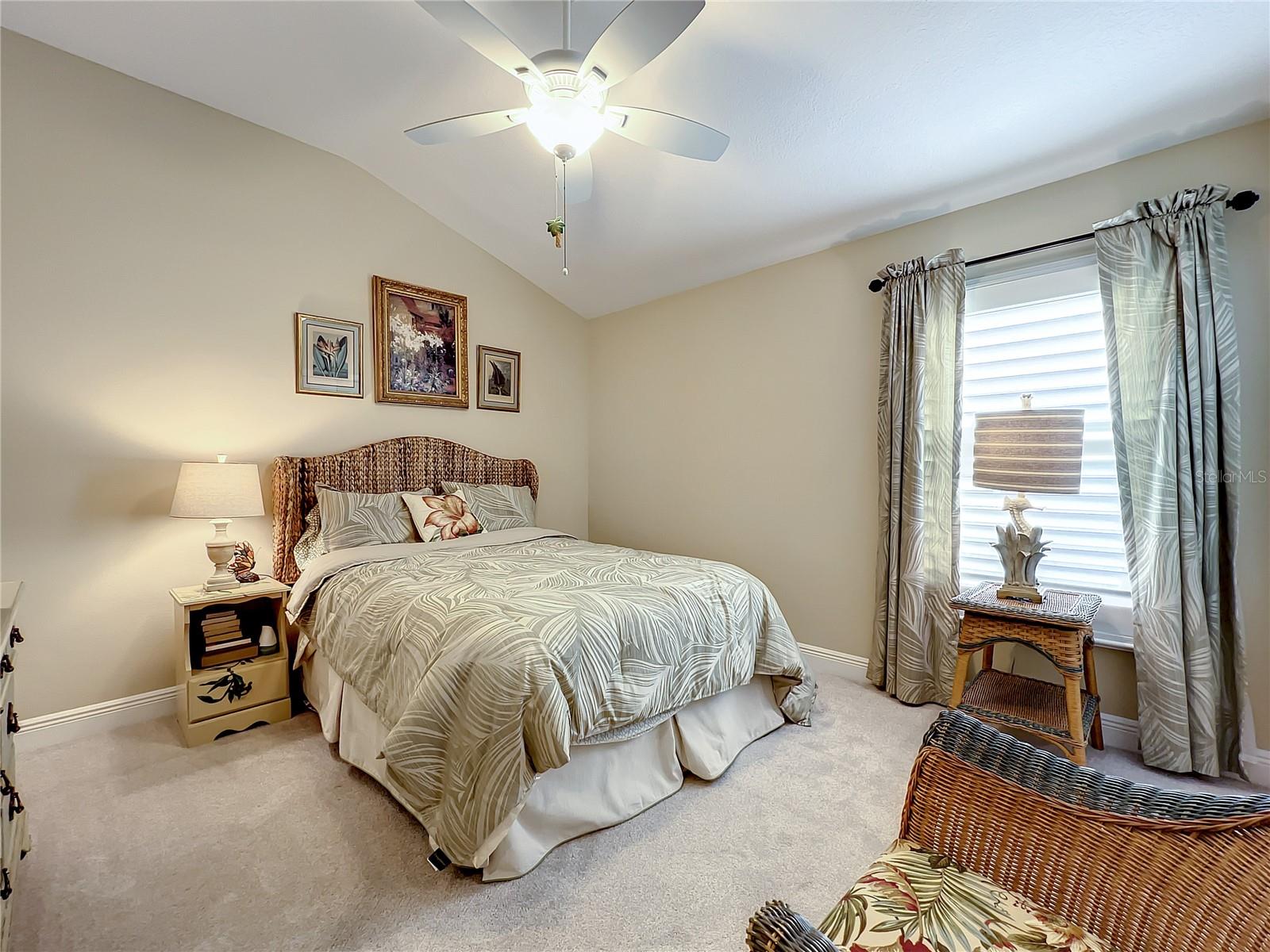 Image 67 of 91 For 4239 Deskin Lane