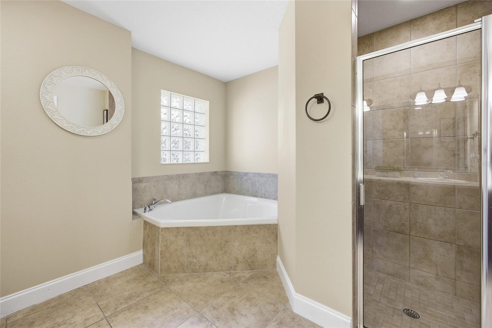 Image 12 of 33 For 6440 50th Terrace