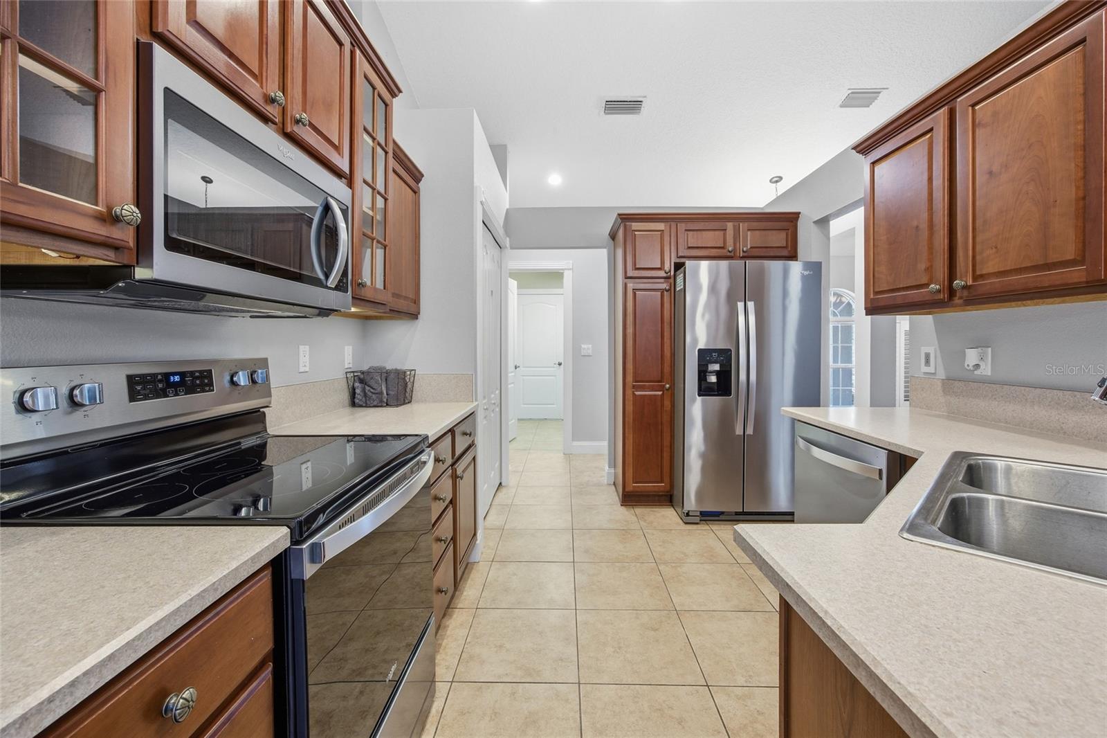 Image 17 of 33 For 6440 50th Terrace