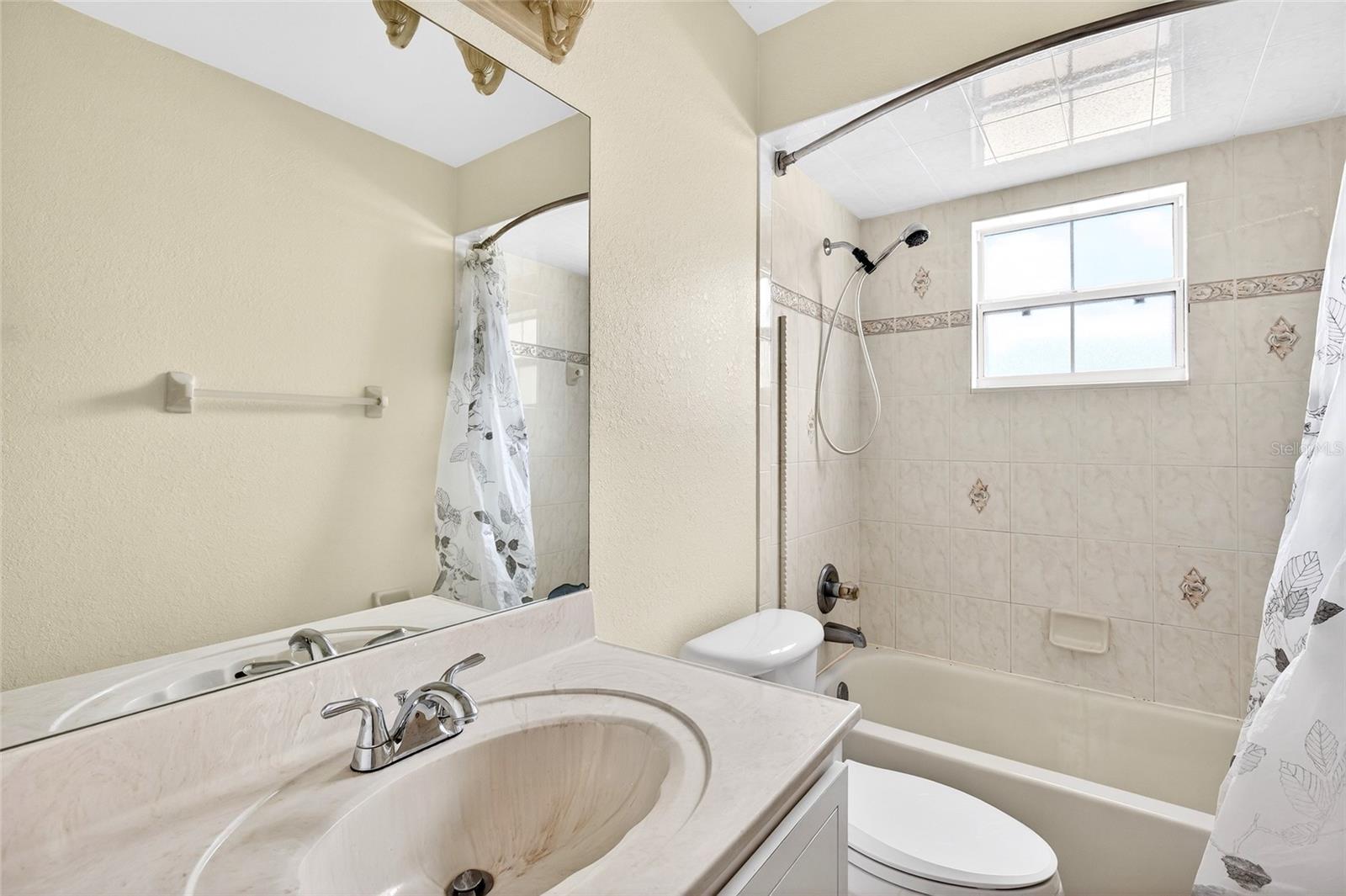 Image 19 of 25 For 13599 51st Terrace