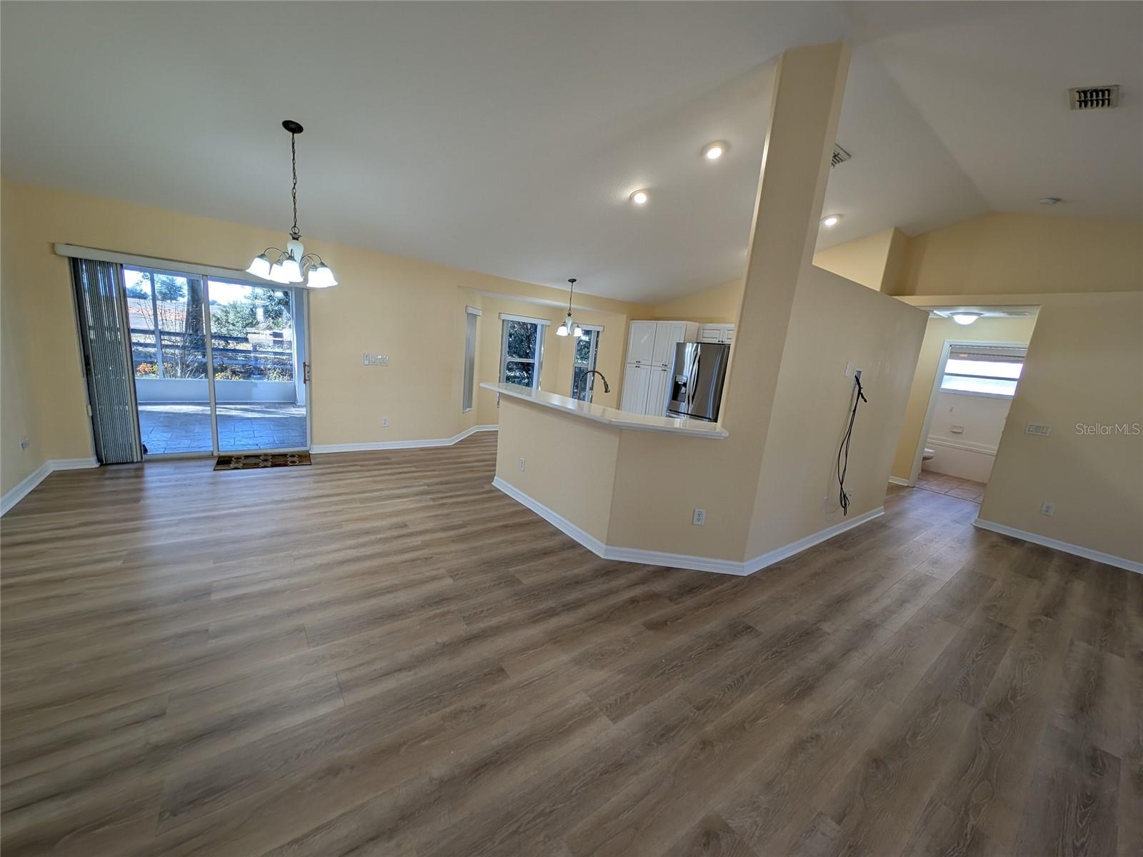 Image 24 of 85 For 9573 53rd Circle