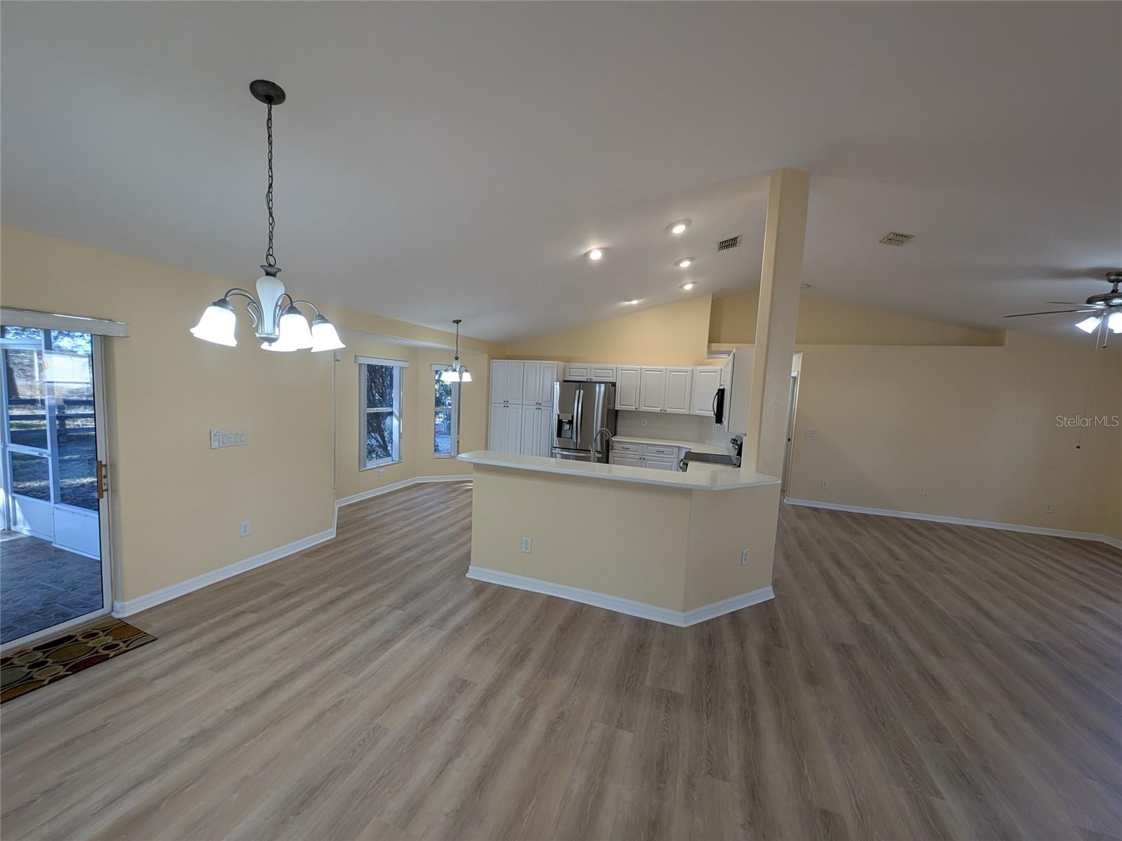 Image 32 of 85 For 9573 53rd Circle