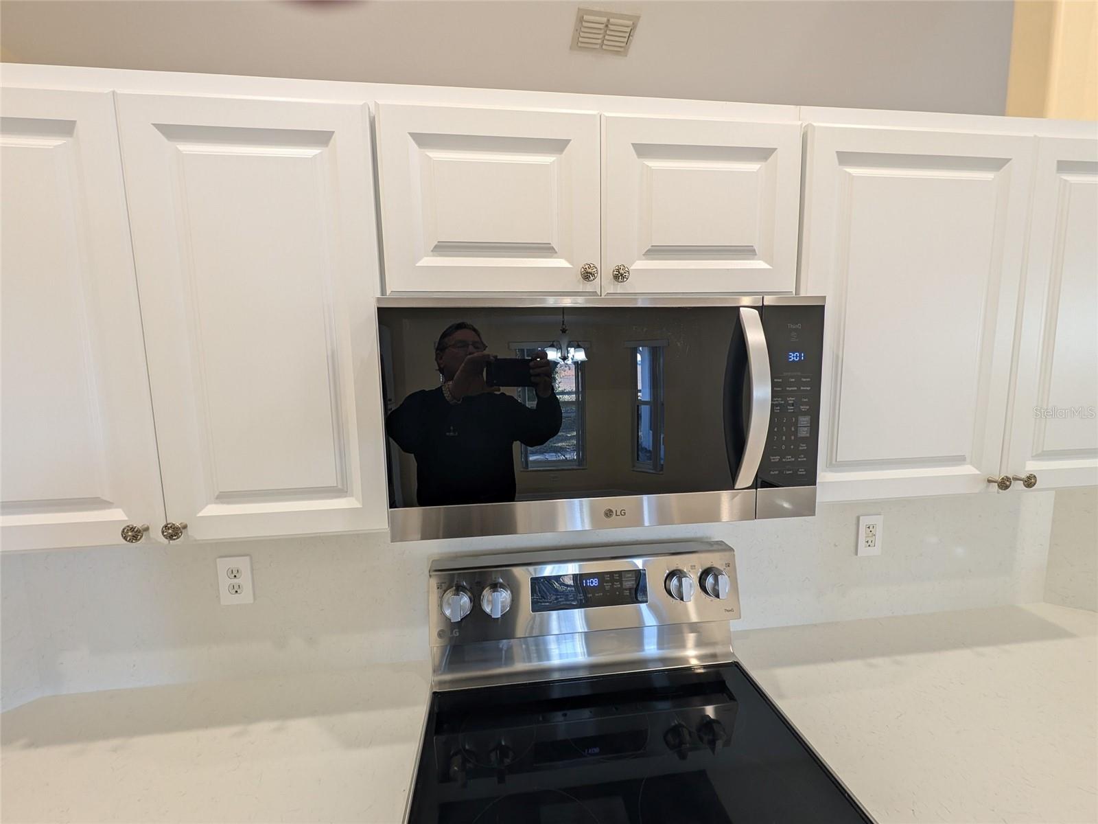 Image 41 of 85 For 9573 53rd Circle