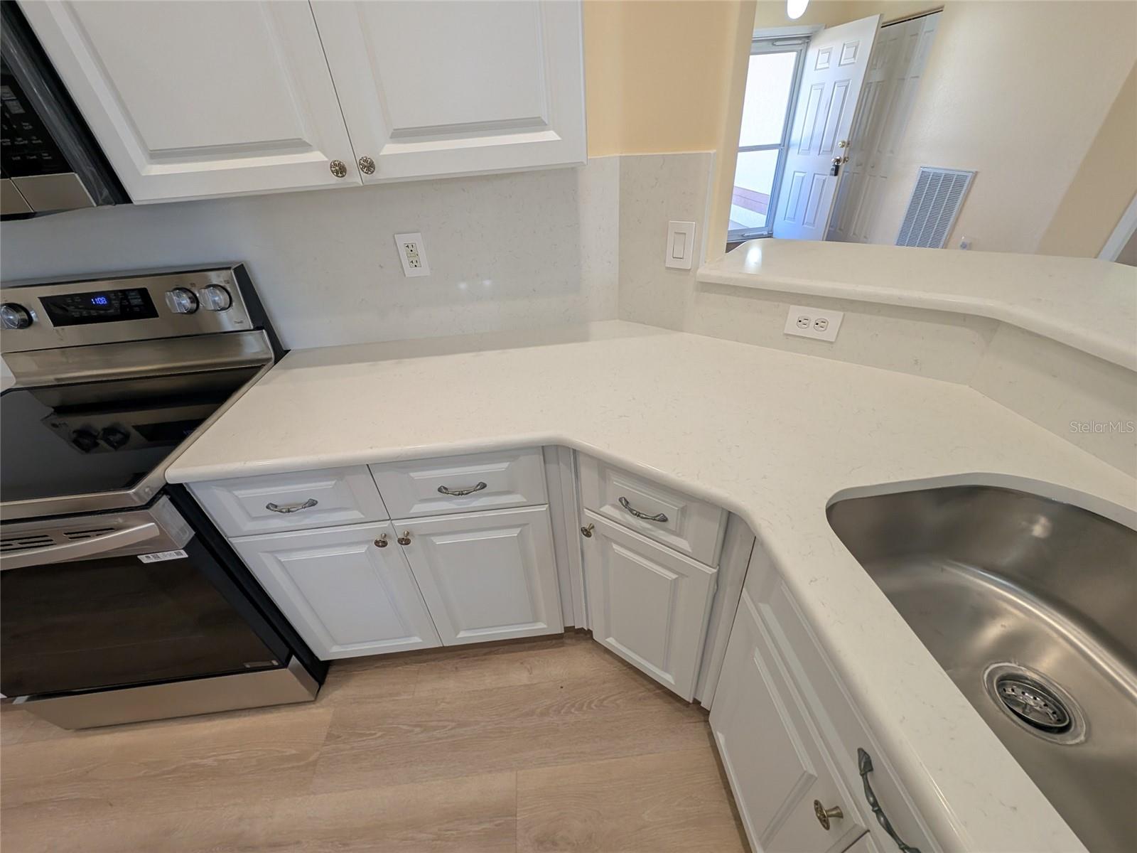 Image 45 of 85 For 9573 53rd Circle