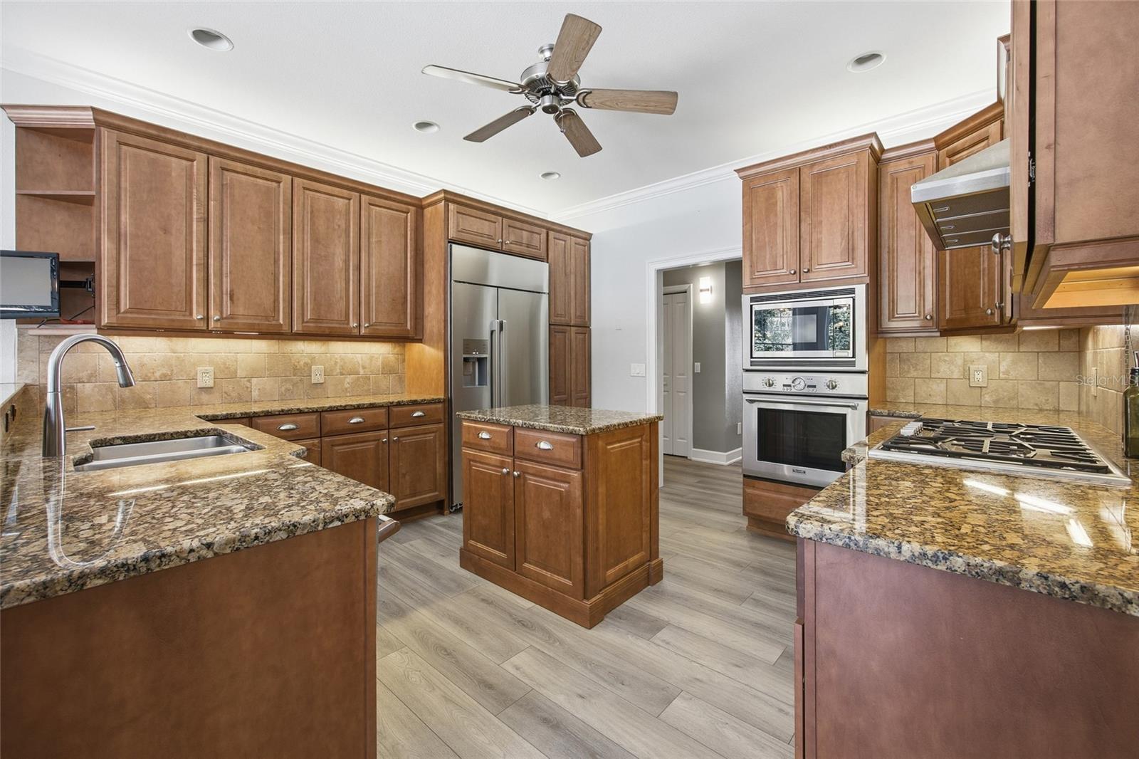 Image 10 of 57 For 1709 34th Lane