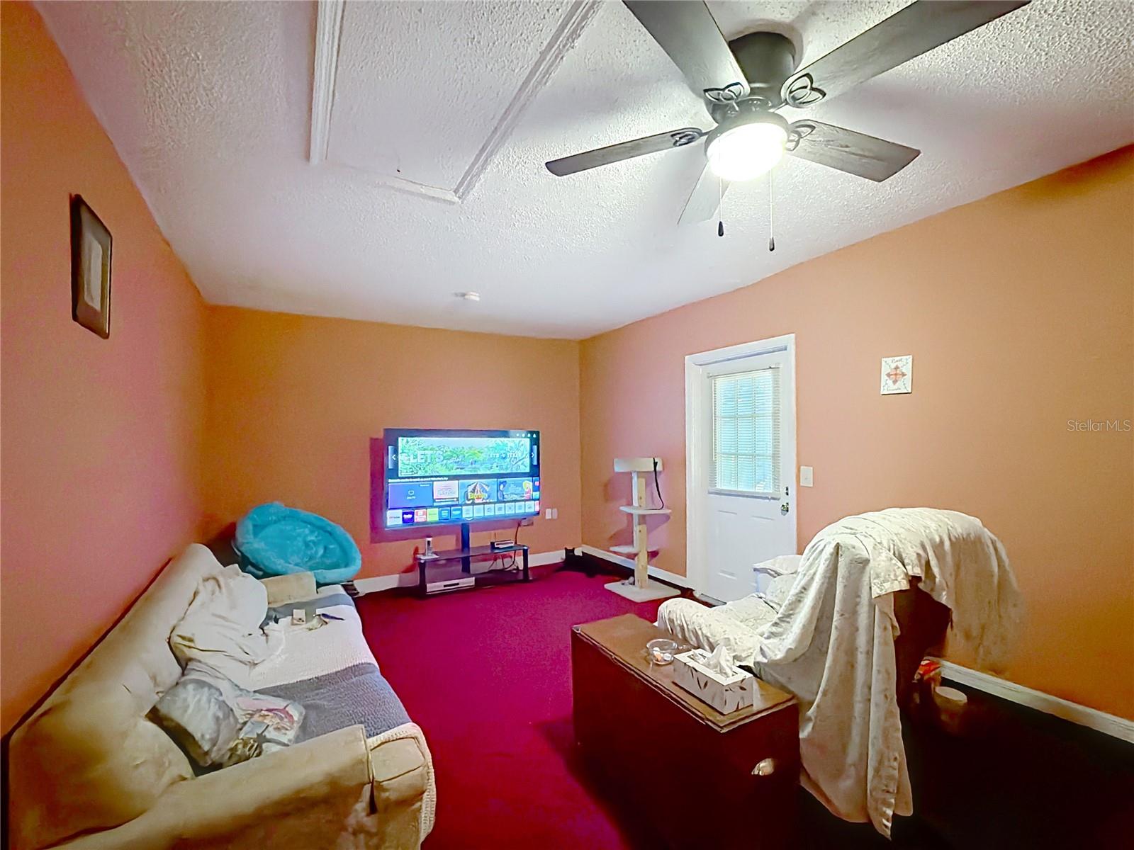 Image 19 of 50 For 50 Spring Loop